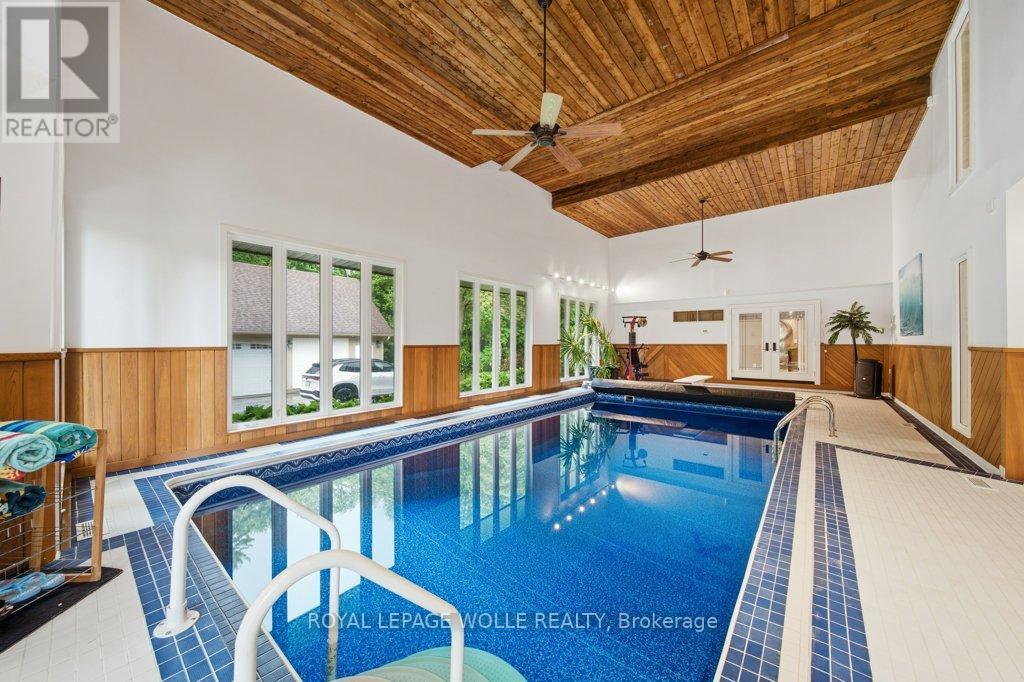 












2229 HERRGOTT ROAD

,
Wellesley,




Ontario
N0B2M0

