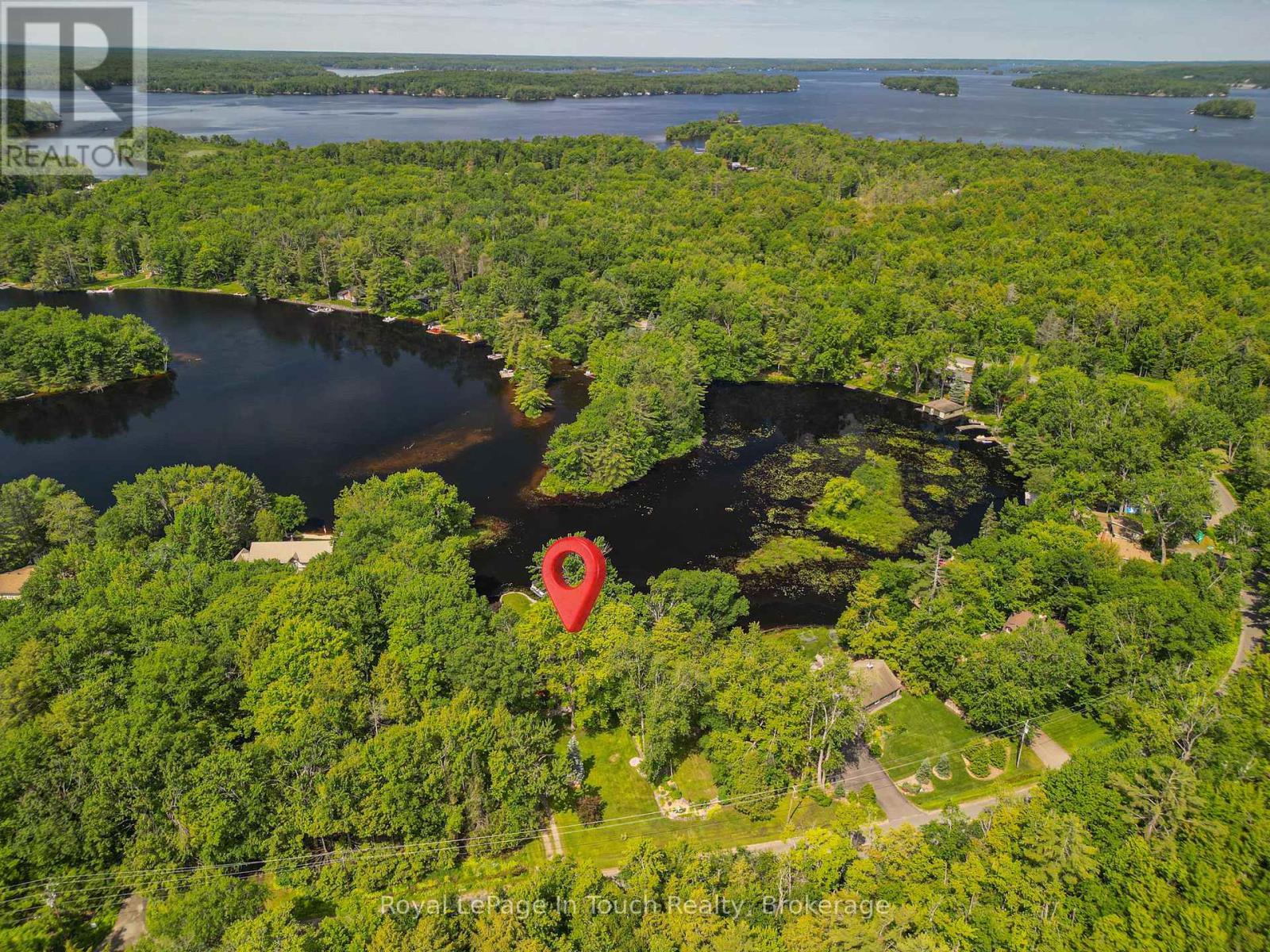 












1464 GOLDEN BEACH ROAD

,
Bracebridge (Monck (Bracebridge)),




Ontario
P1L1W8

