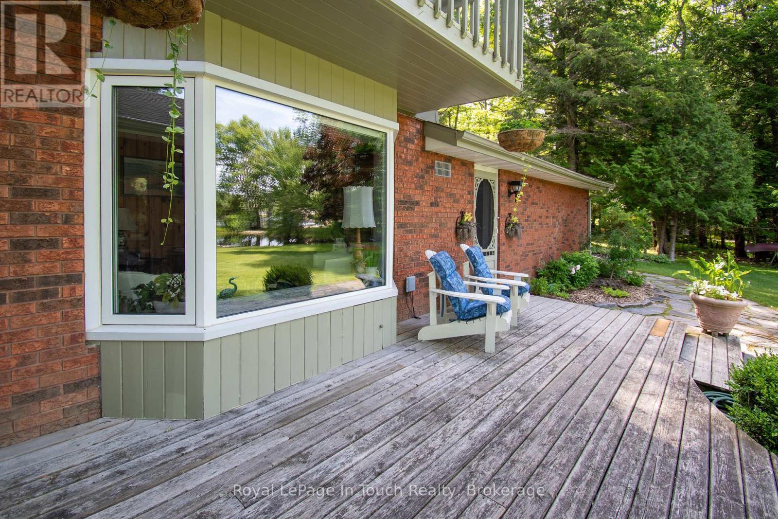 












1464 GOLDEN BEACH ROAD

,
Bracebridge (Monck (Bracebridge)),




Ontario
P1L1W8

