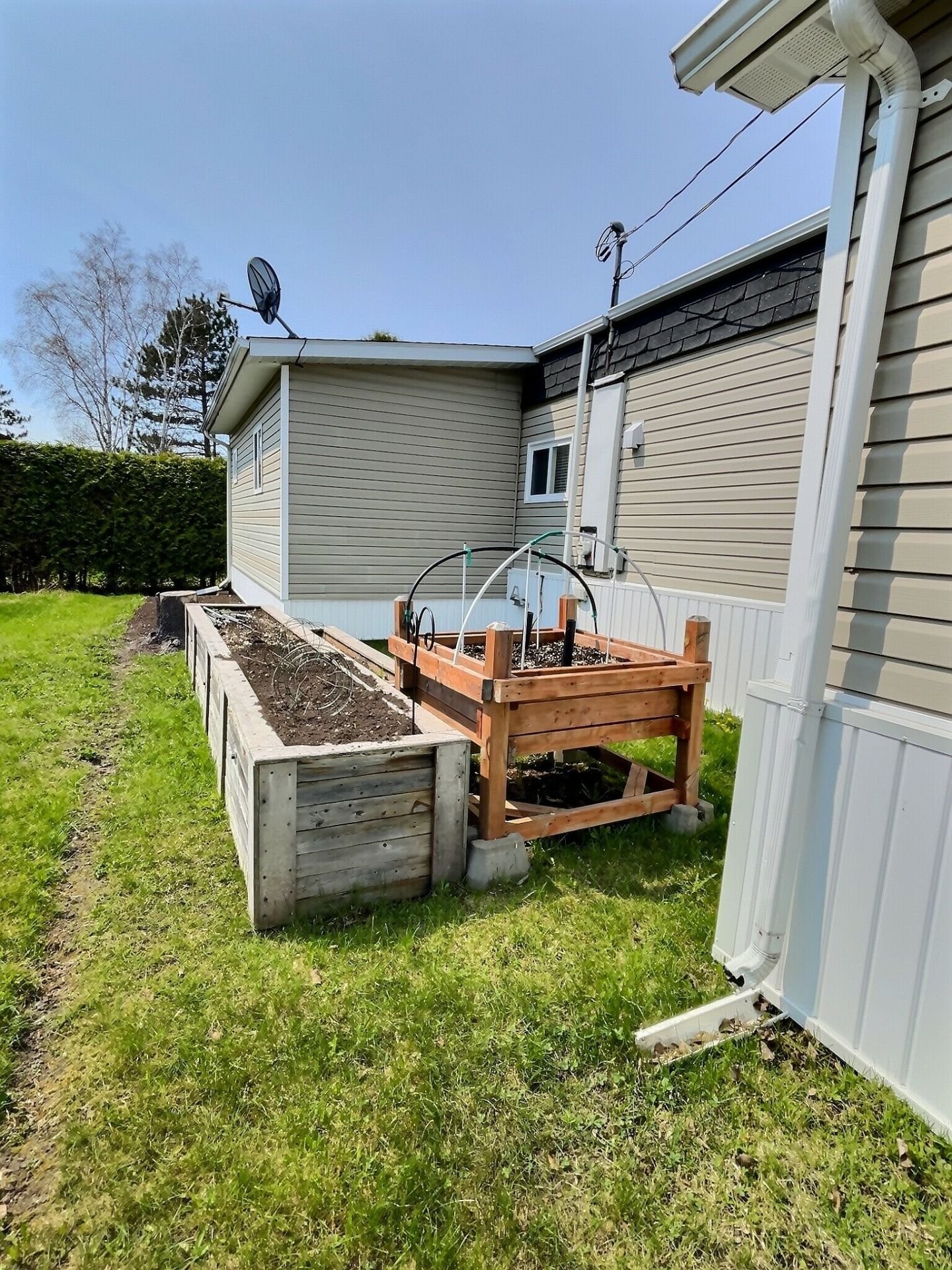 









21


Rue des Roulottes

,
Notre-Dame-du-Nord,




QC
J0Z3B0

