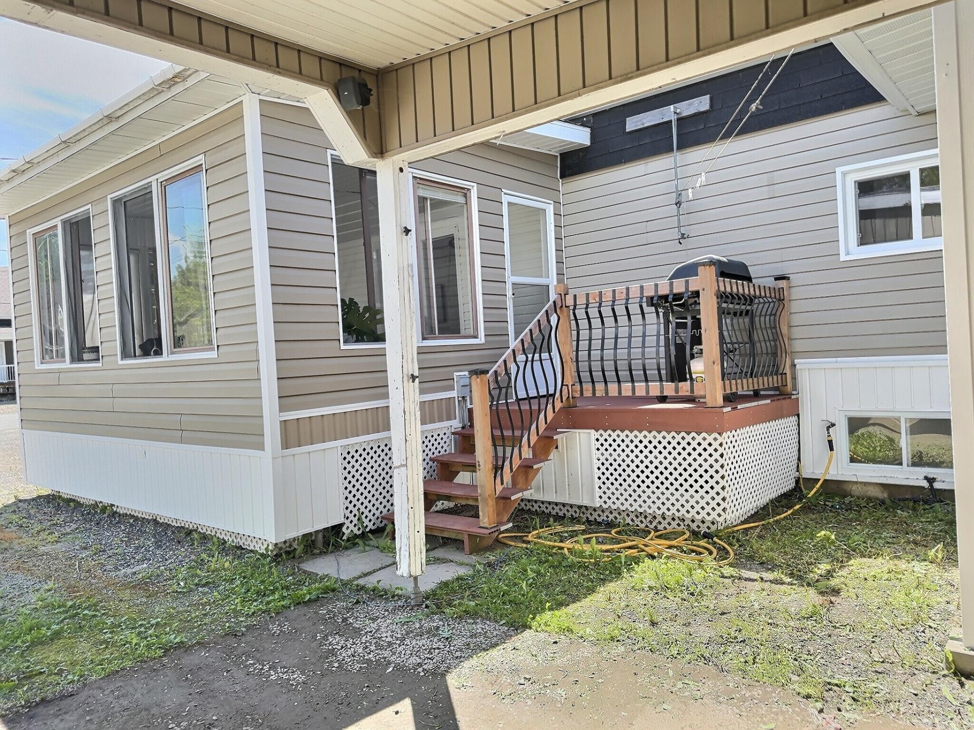 









21


Rue des Roulottes

,
Notre-Dame-du-Nord,




QC
J0Z3B0

