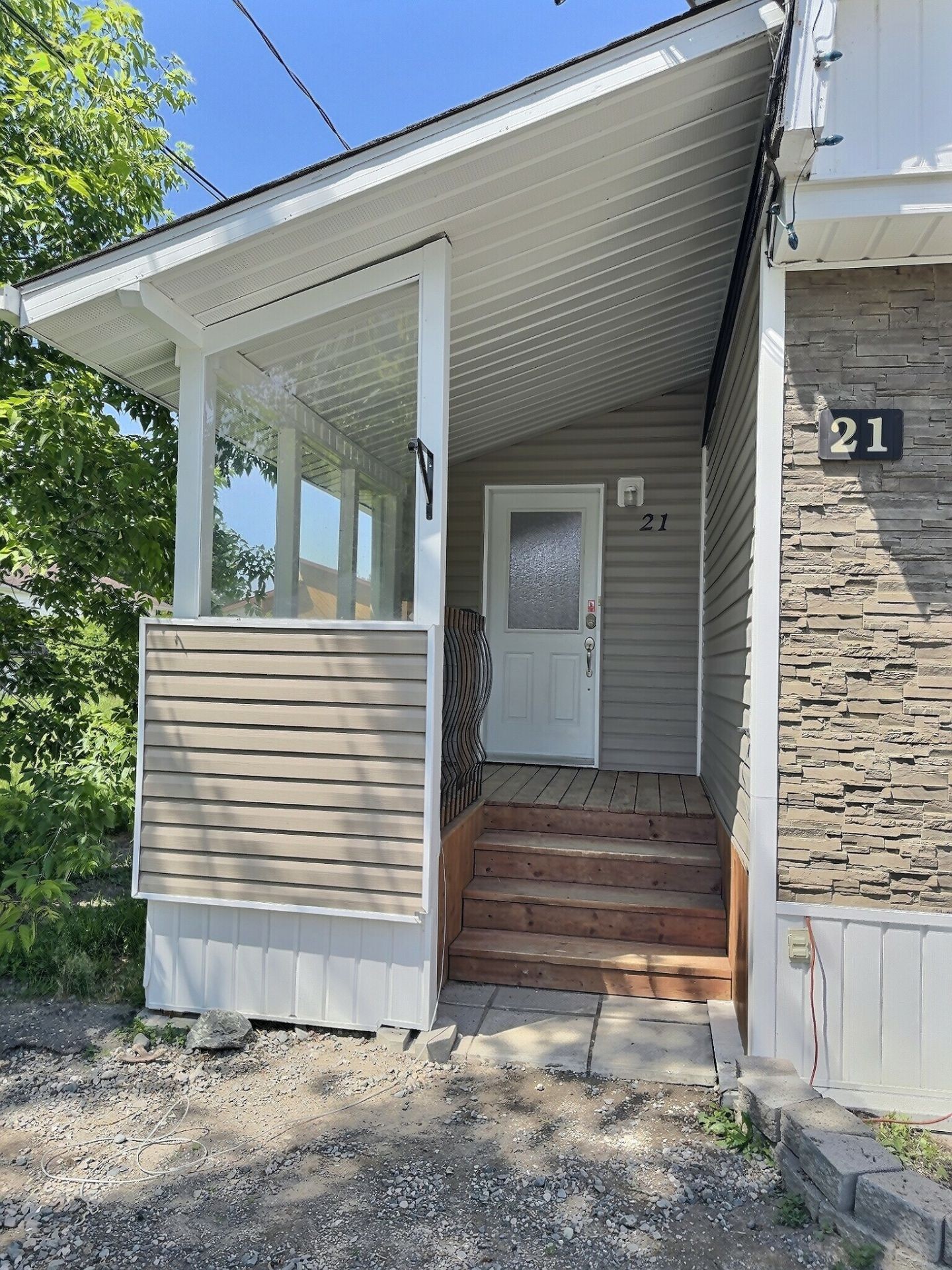 









21


Rue des Roulottes

,
Notre-Dame-du-Nord,




QC
J0Z3B0

