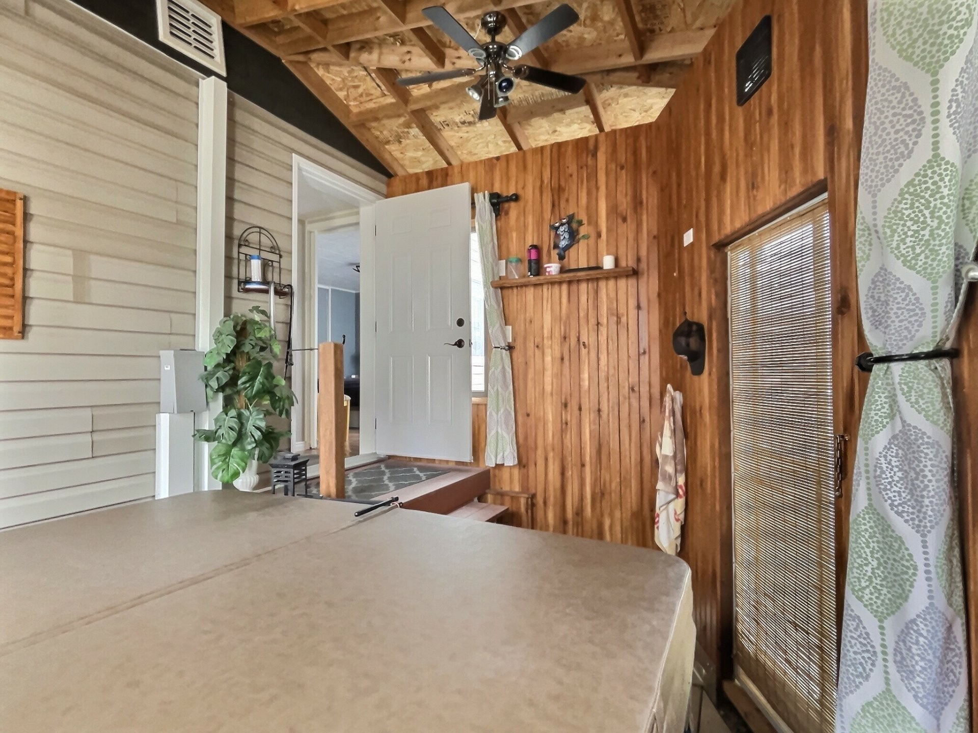 









21


Rue des Roulottes

,
Notre-Dame-du-Nord,




QC
J0Z3B0

