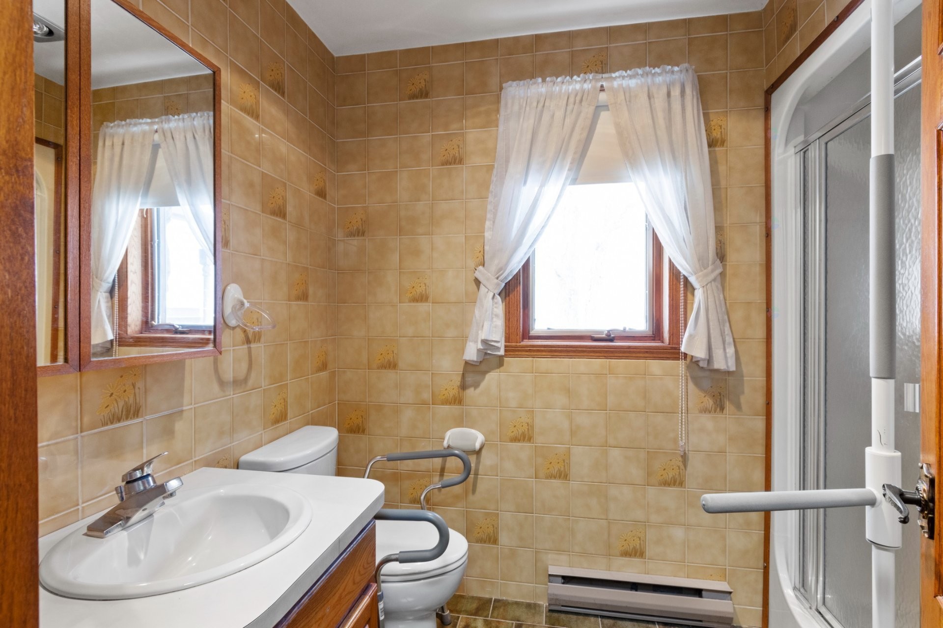 









311


Ch. du Bord-de-l'Eau

,
Sainte-Barbe,




QC
J0S1P0

