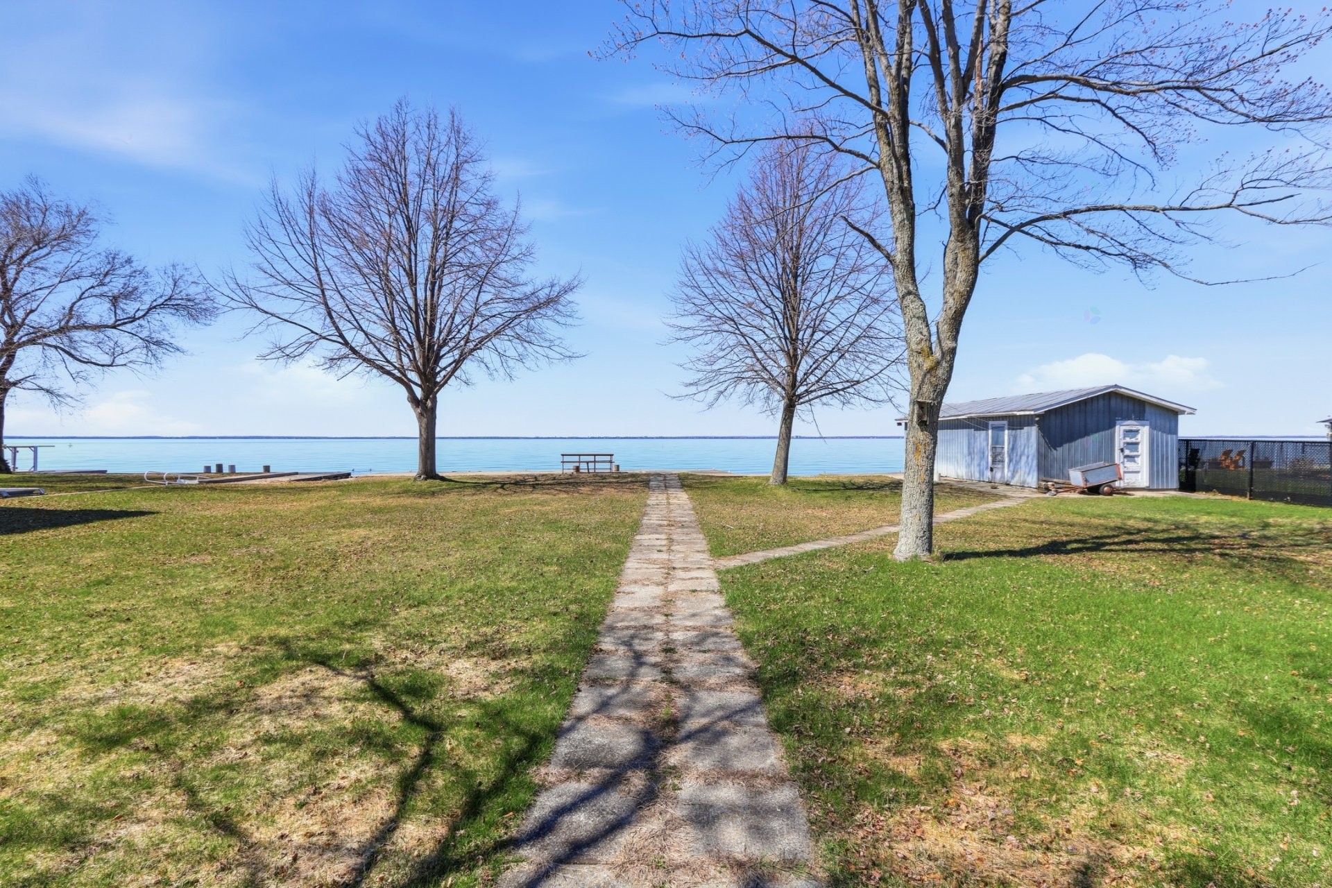 









311


Ch. du Bord-de-l'Eau

,
Sainte-Barbe,




QC
J0S1P0

