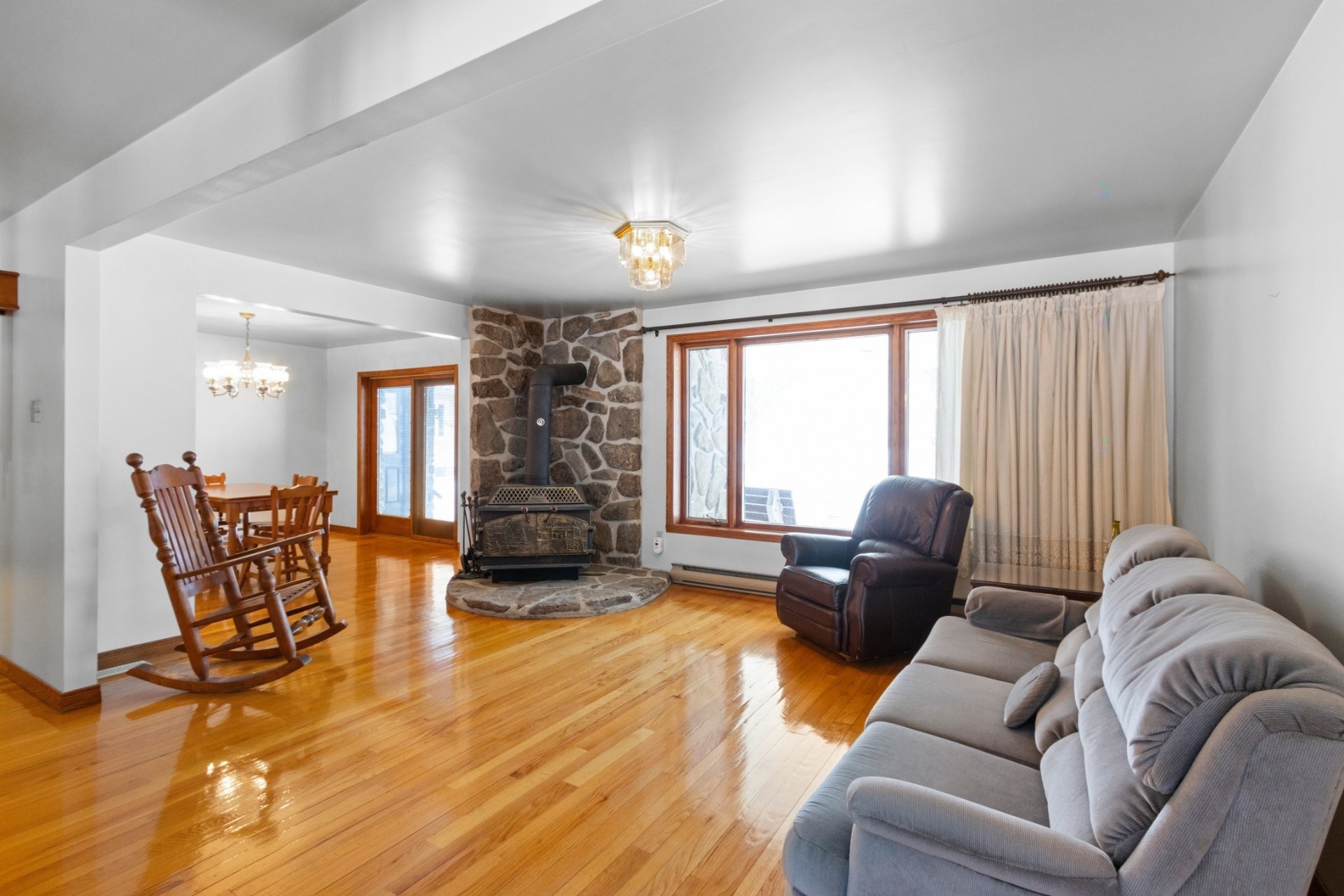 









311


Ch. du Bord-de-l'Eau

,
Sainte-Barbe,




QC
J0S1P0

