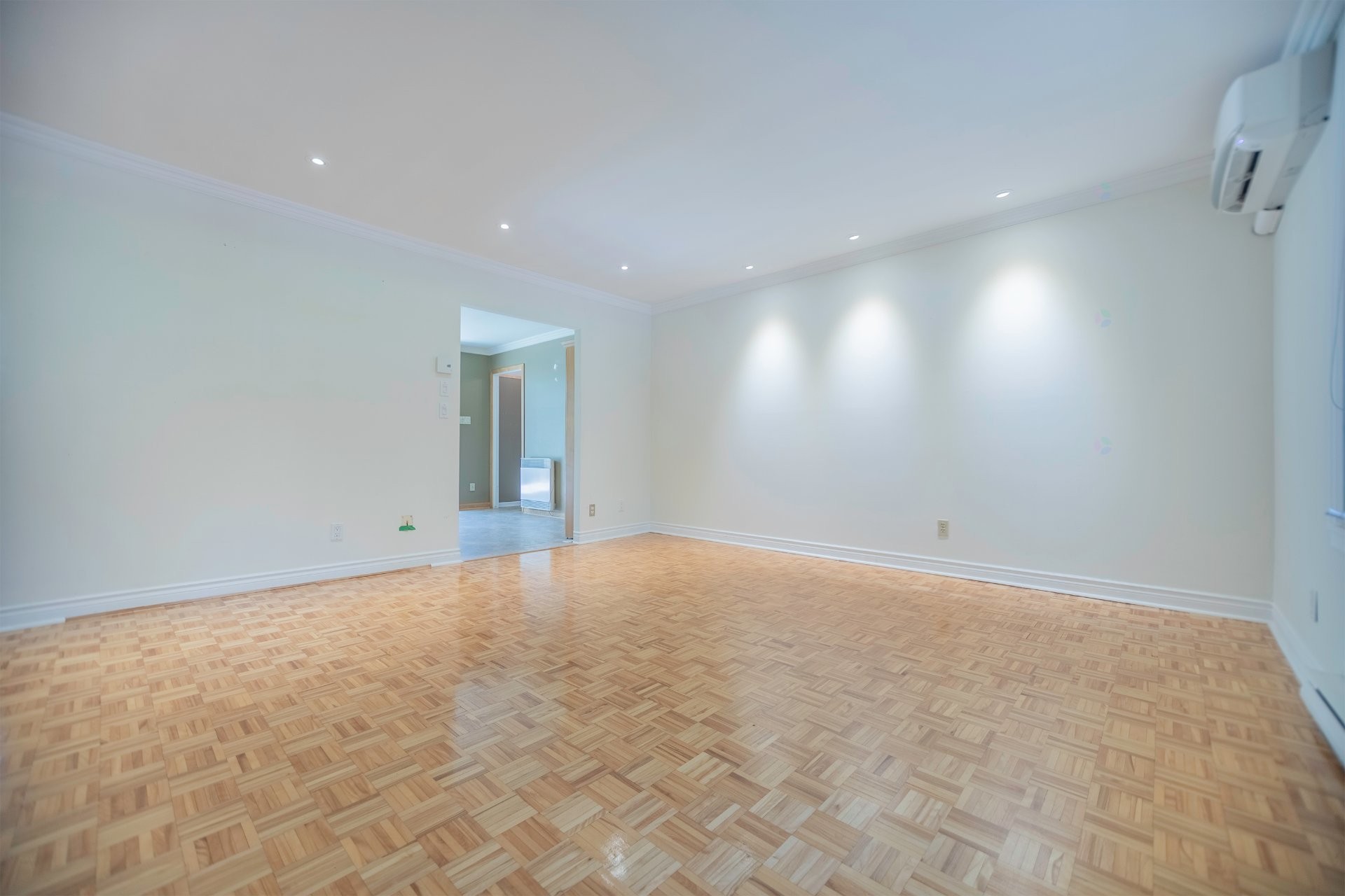 









101


Rue du Parc

,
Verchères,




QC
J0L2R0

