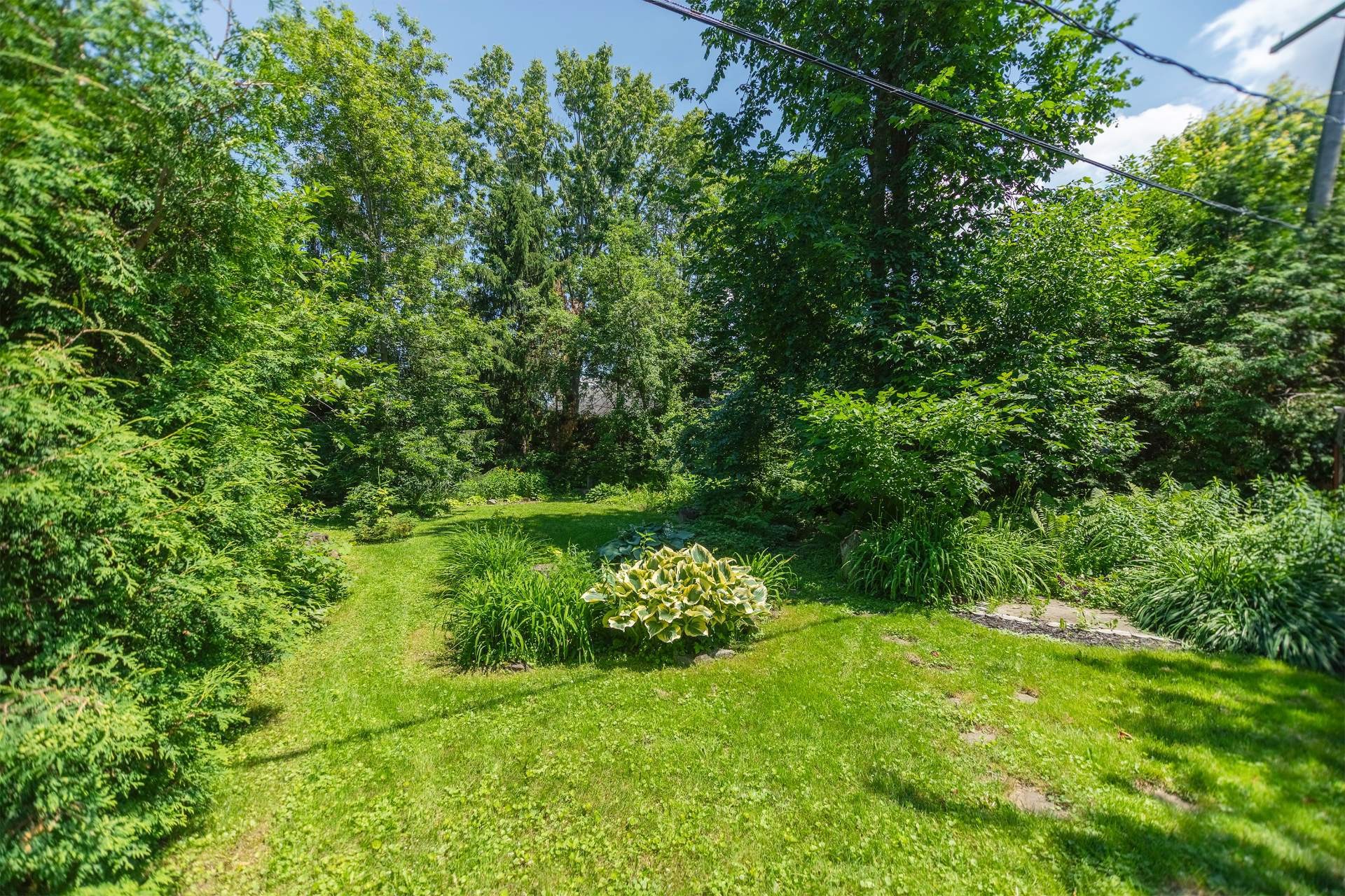 









101


Rue du Parc

,
Verchères,




QC
J0L2R0

