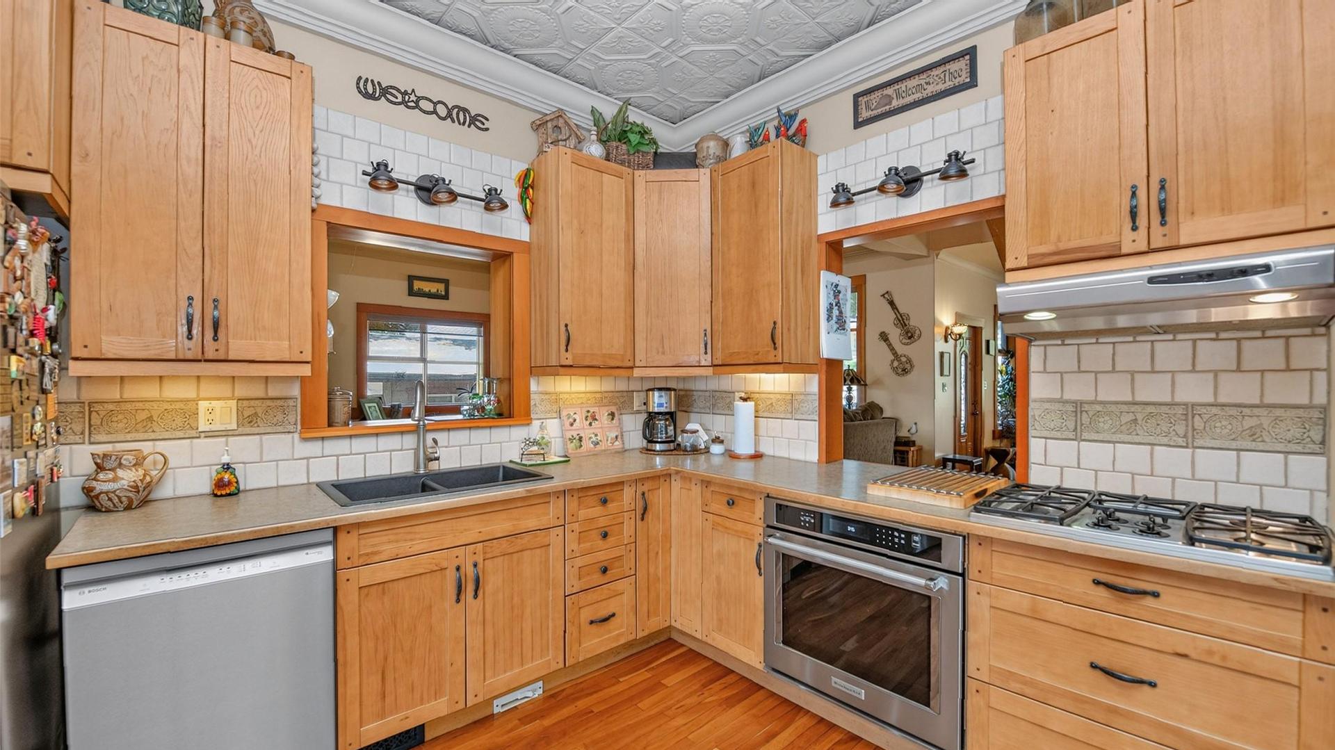 









3604


Pleasant Valley

Road,
Vernon,




BC
V1T 4L6

