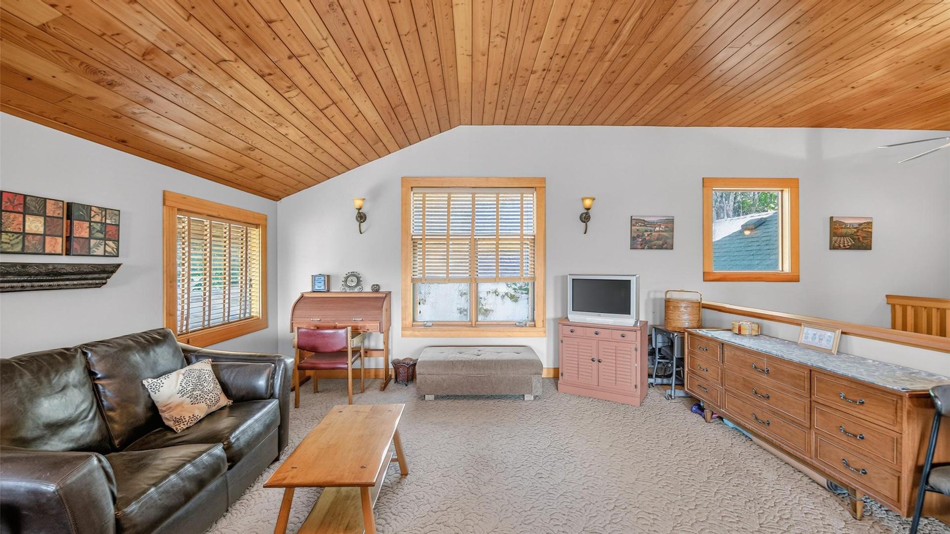 









3604


Pleasant Valley

Road,
Vernon,




BC
V1T 4L6

