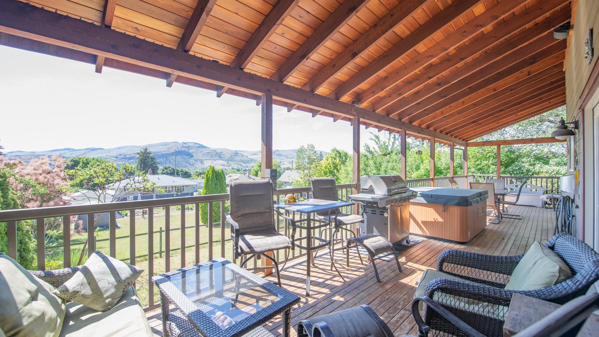 









3604


Pleasant Valley

Road,
Vernon,




BC
V1T 4L6

