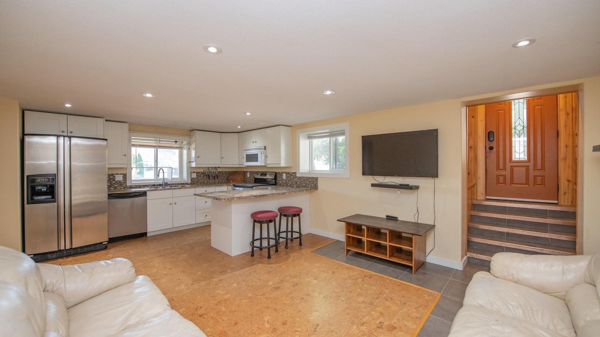 









3604


Pleasant Valley

Road,
Vernon,




BC
V1T 4L6

