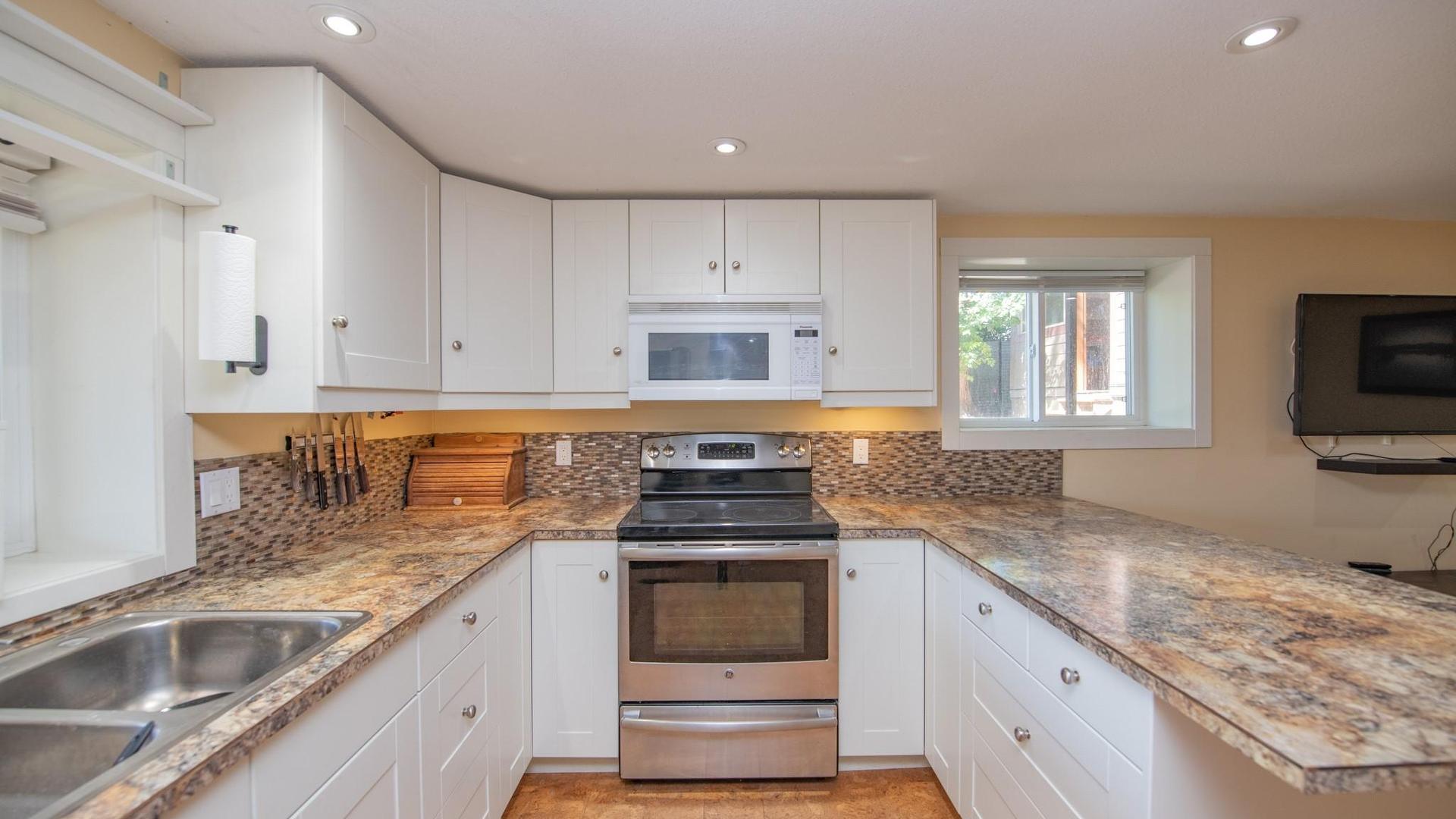 









3604


Pleasant Valley

Road,
Vernon,




BC
V1T 4L6

