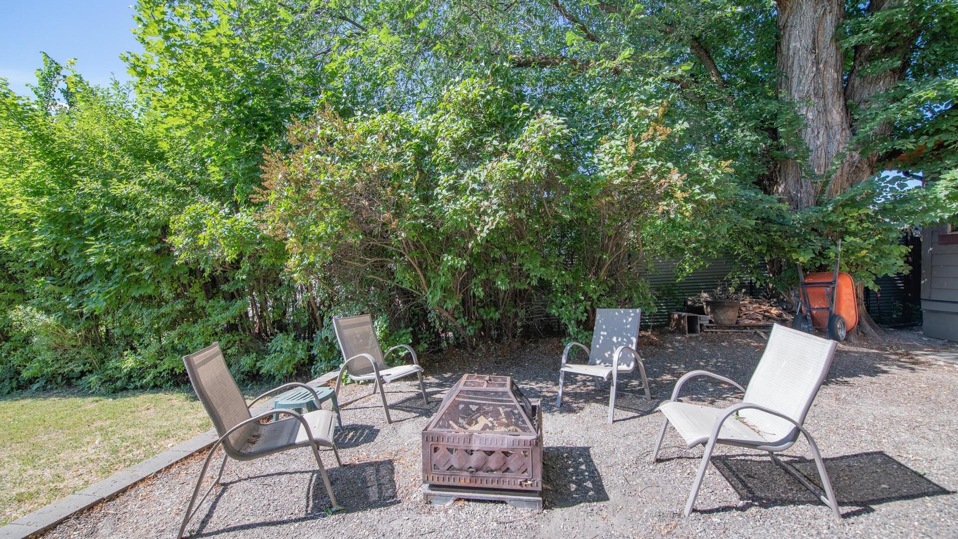 









3604


Pleasant Valley

Road,
Vernon,




BC
V1T 4L6

