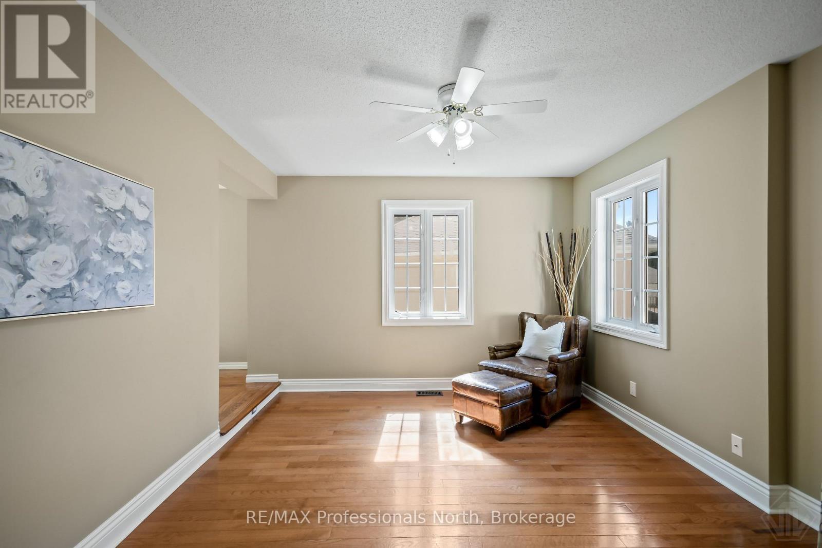 












9 MELANE COURT

,
Bracebridge (Macaulay),




Ontario
P1L1X7

