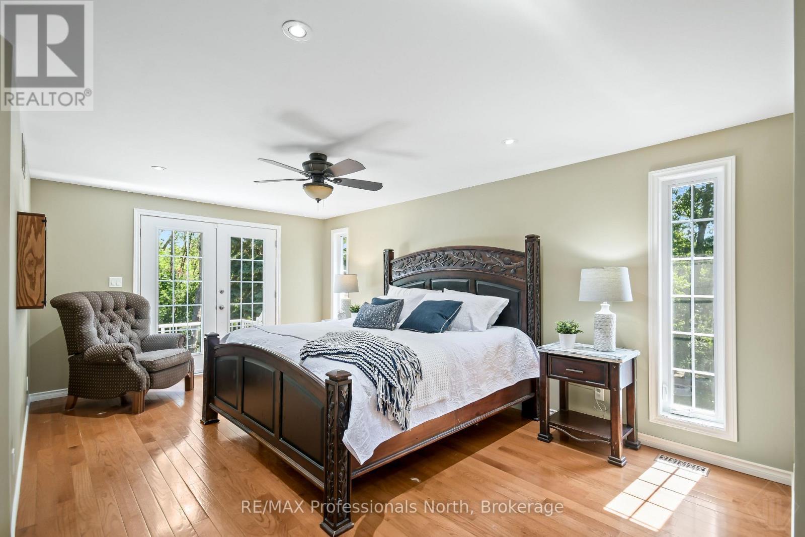 












9 MELANE COURT

,
Bracebridge (Macaulay),




Ontario
P1L1X7

