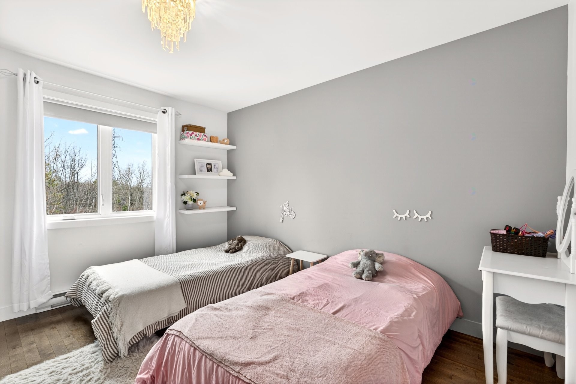 









1176


Ch. Édouard-Roy

,
Sherbrooke (Brompton/Rock Forest/Saint-Élie/Deauville),




QC
J1R0K1

