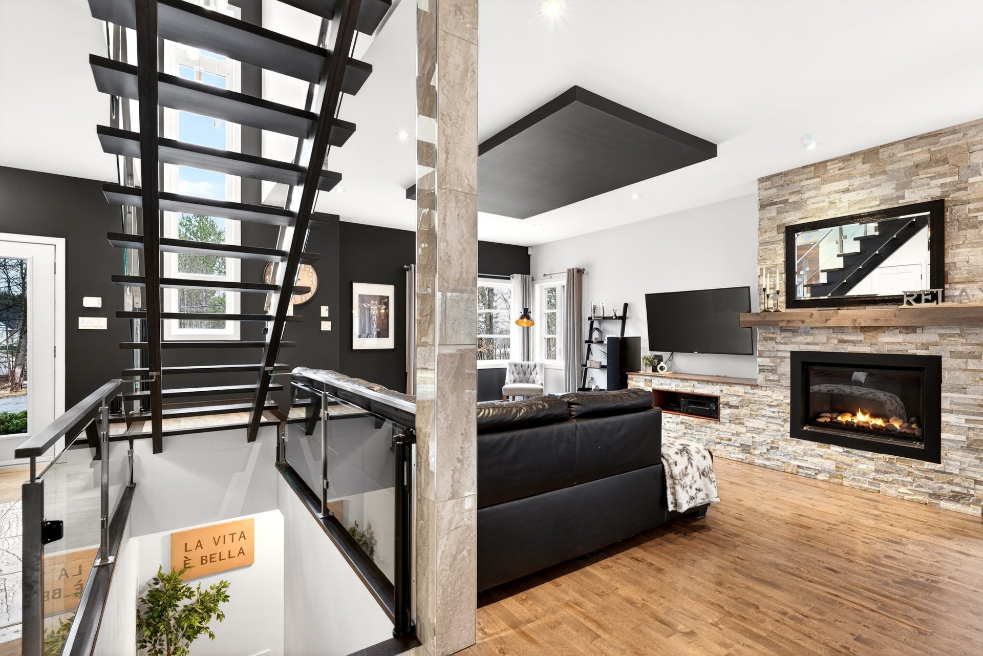 









1176


Ch. Édouard-Roy

,
Sherbrooke (Brompton/Rock Forest/Saint-Élie/Deauville),




QC
J1R0K1


