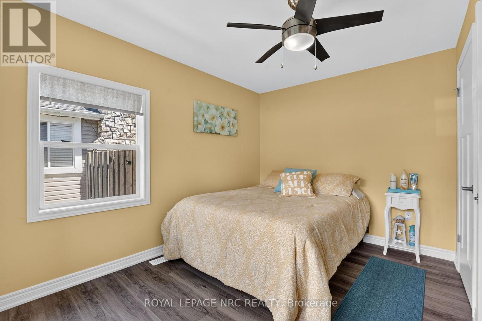 












404 LAKEWOOD AVENUE

,
Fort Erie (Crystal Beach),




Ontario
L0S1B0

