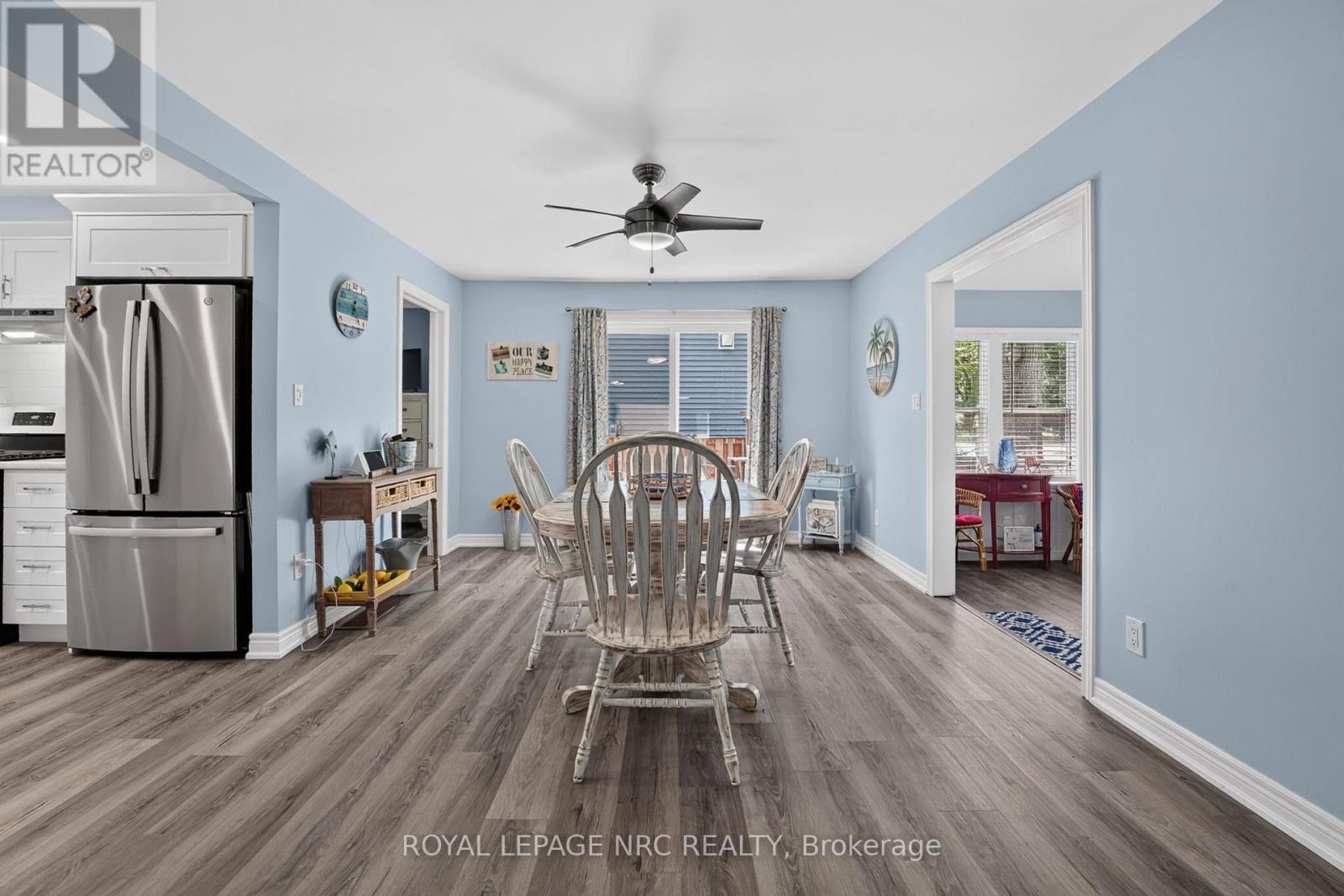 












404 LAKEWOOD AVENUE

,
Fort Erie (Crystal Beach),




Ontario
L0S1B0

