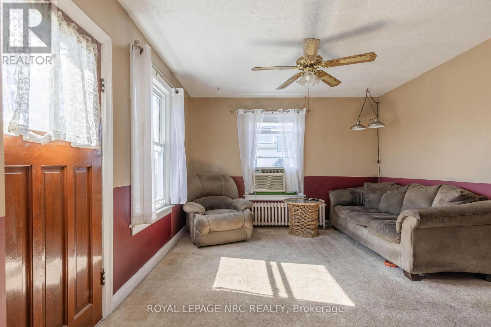 












19 CUNNINGHAM STREET

,
Thorold (Thorold Downtown),




Ontario
L2V3K6

