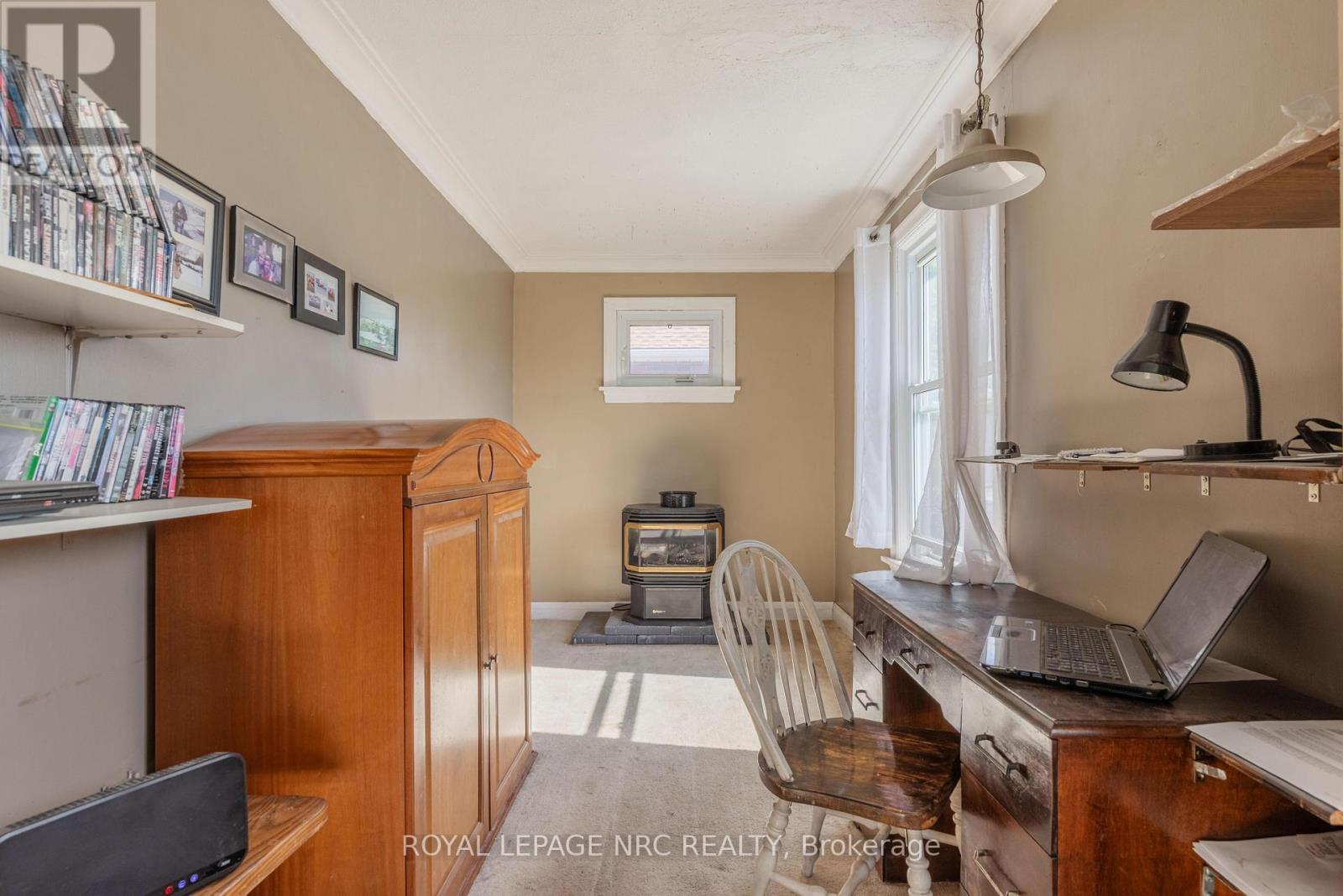 












19 CUNNINGHAM STREET

,
Thorold (Thorold Downtown),




Ontario
L2V3K6

