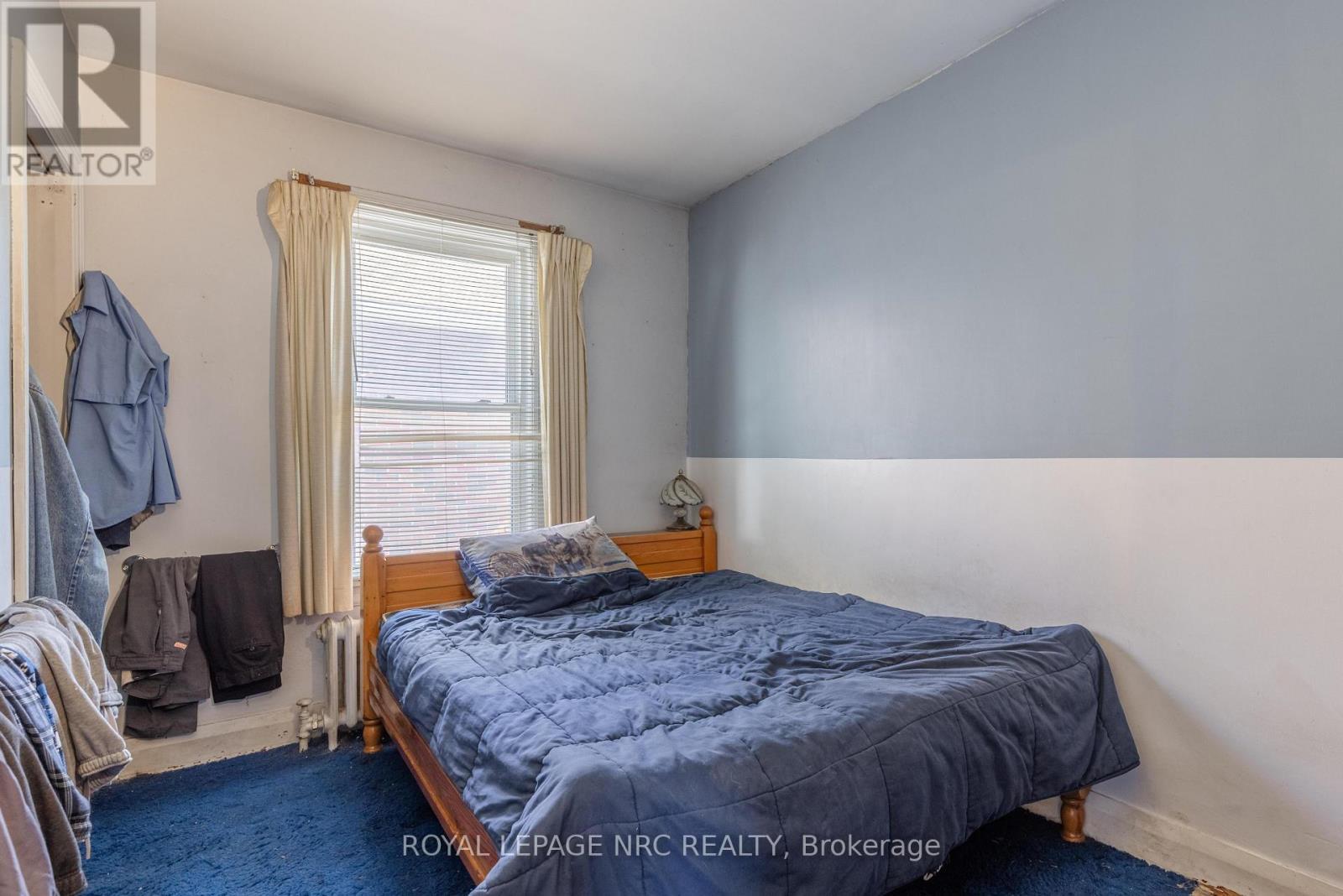 












19 CUNNINGHAM STREET

,
Thorold (Thorold Downtown),




Ontario
L2V3K6

