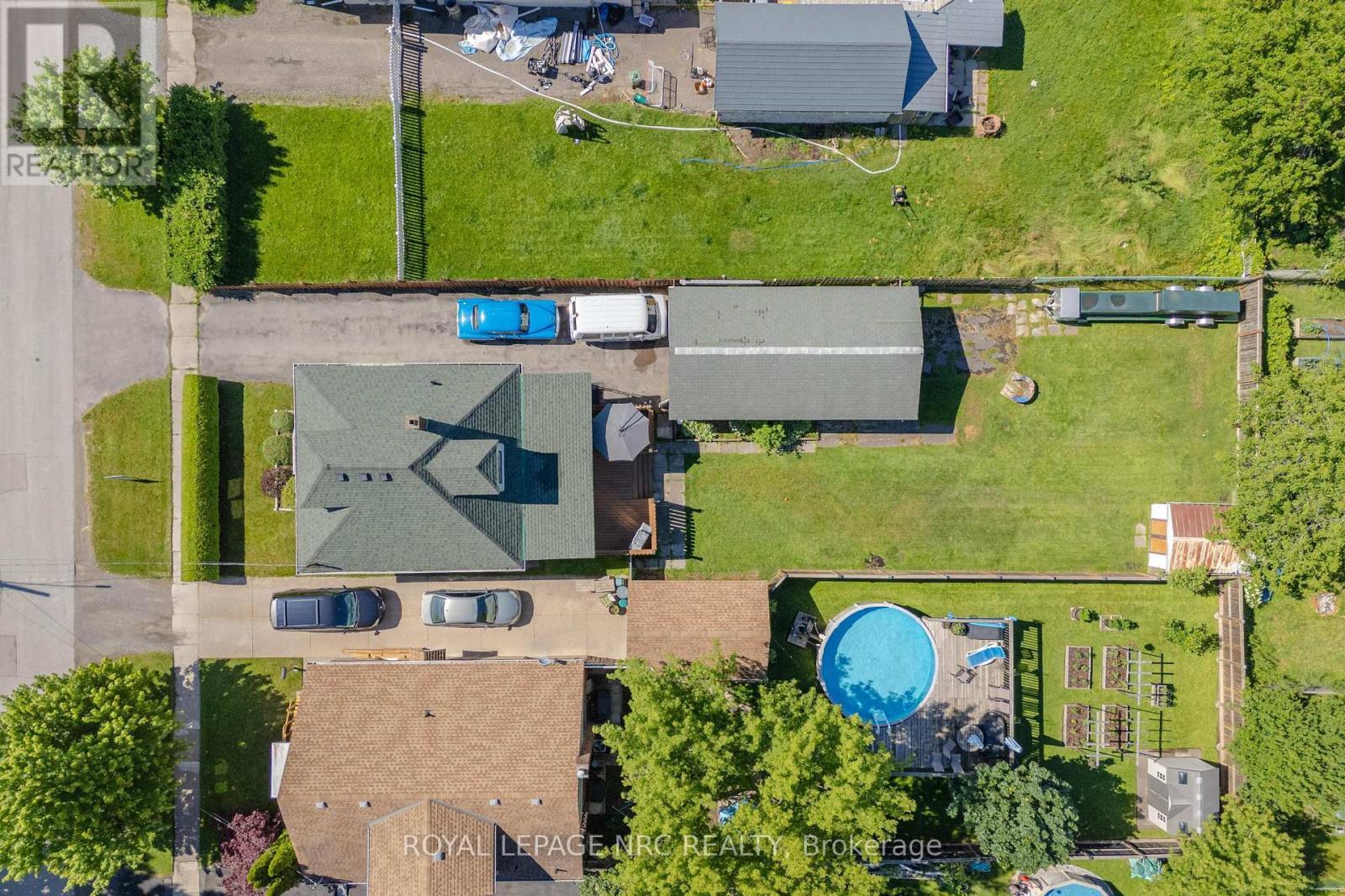 












19 CUNNINGHAM STREET

,
Thorold (Thorold Downtown),




Ontario
L2V3K6

