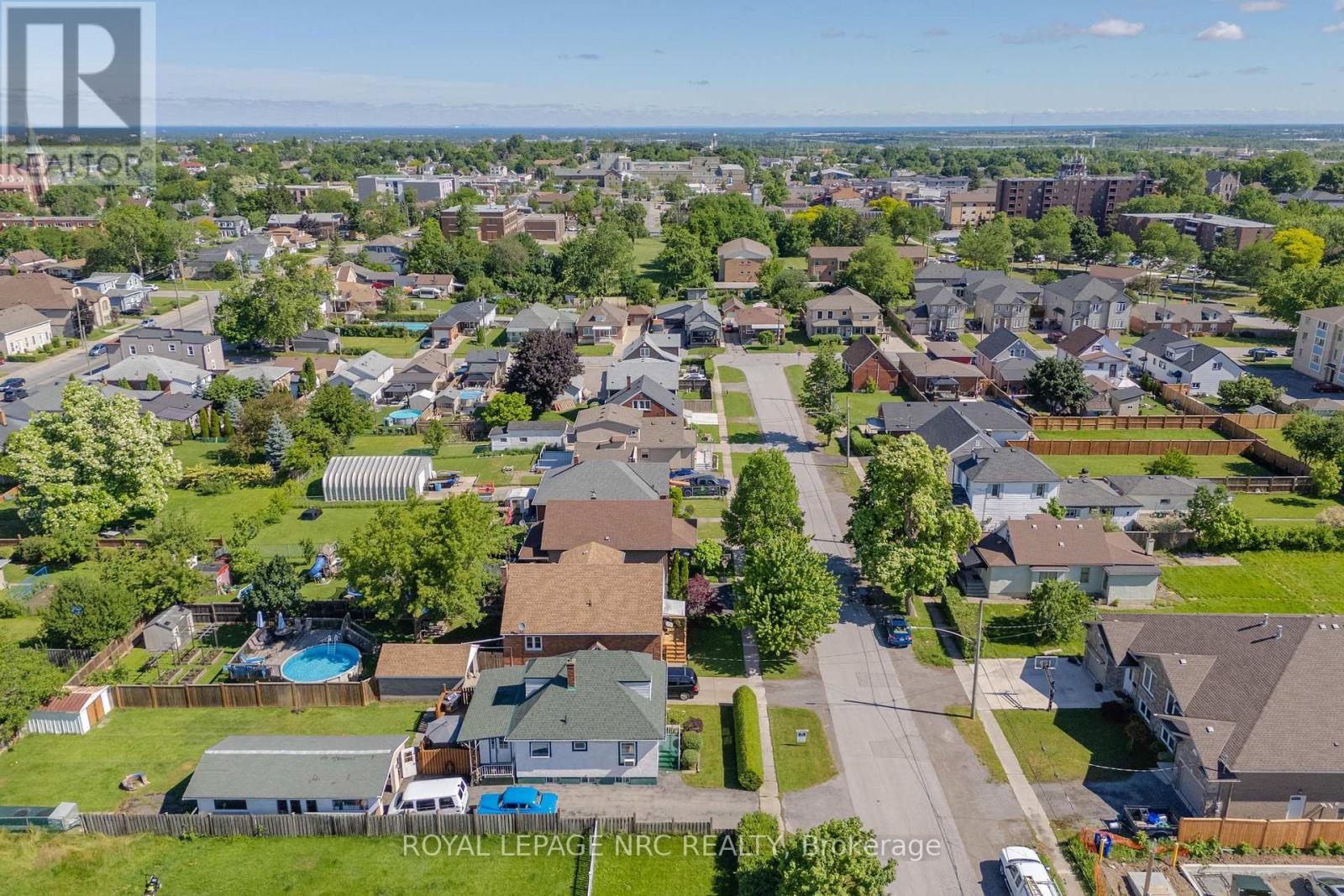 












19 CUNNINGHAM STREET

,
Thorold (Thorold Downtown),




Ontario
L2V3K6

