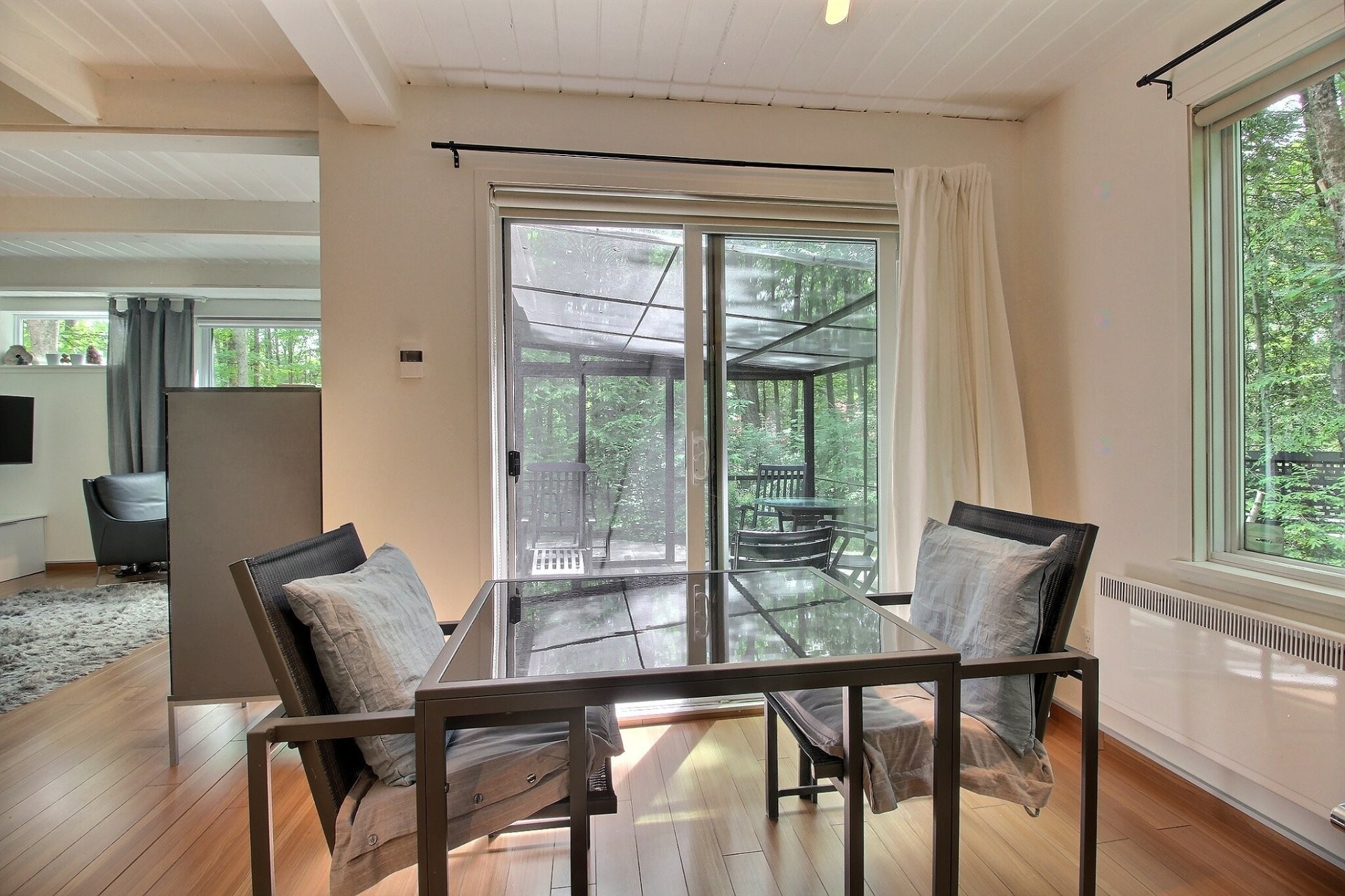 









34


Av. des Érables

,
Orford,




QC
J1X6W9

