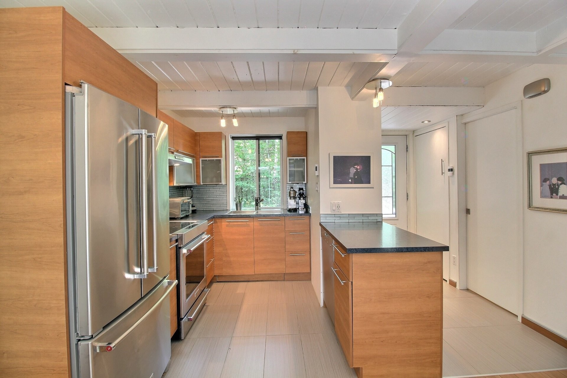 









34


Av. des Érables

,
Orford,




QC
J1X6W9

