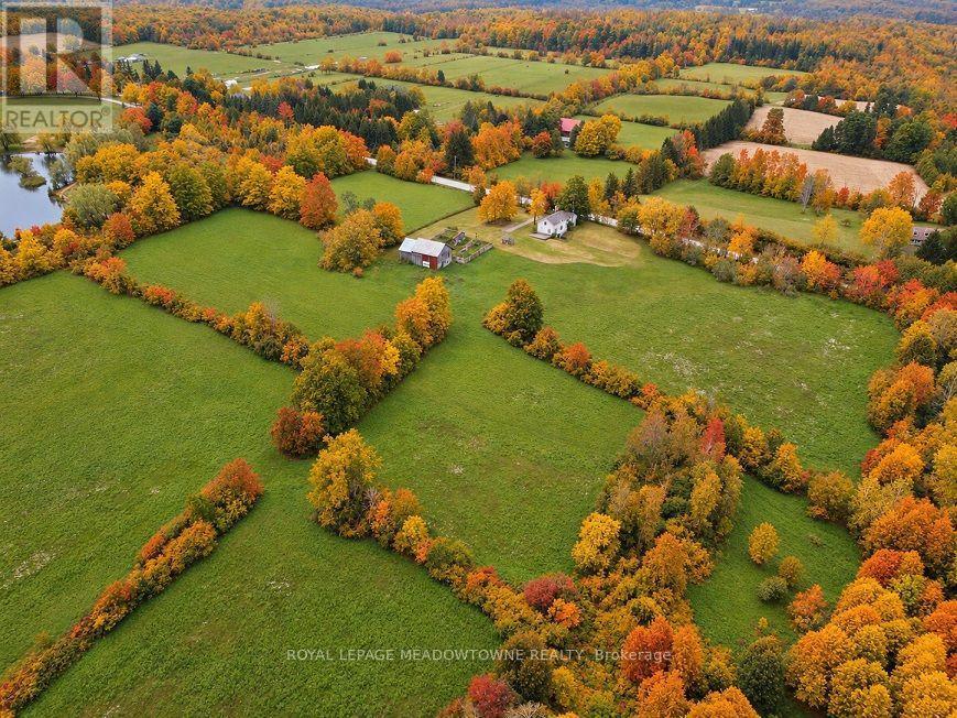 












13489 FOURTH LINE NASSAGAWEYA

,
Milton,




Ontario
N0B2K0

