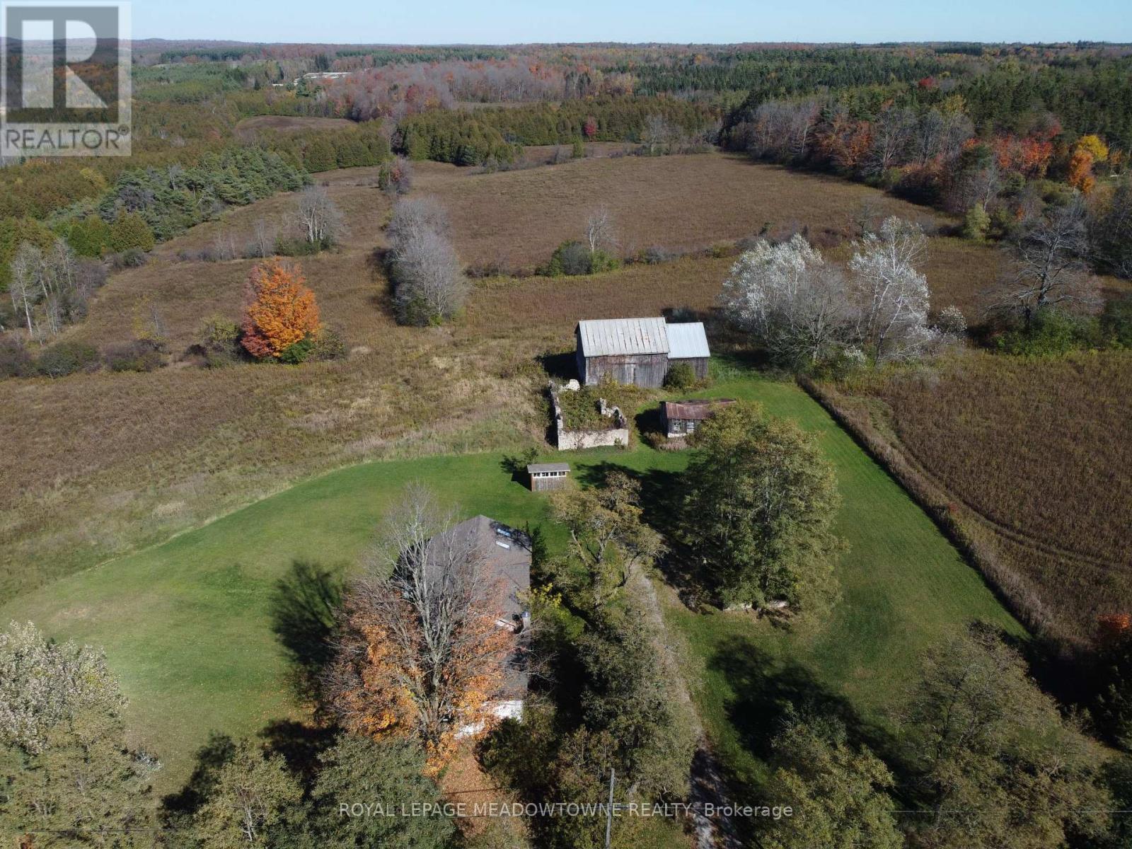 












13489 FOURTH LINE NASSAGAWEYA

,
Milton,




Ontario
N0B2K0

