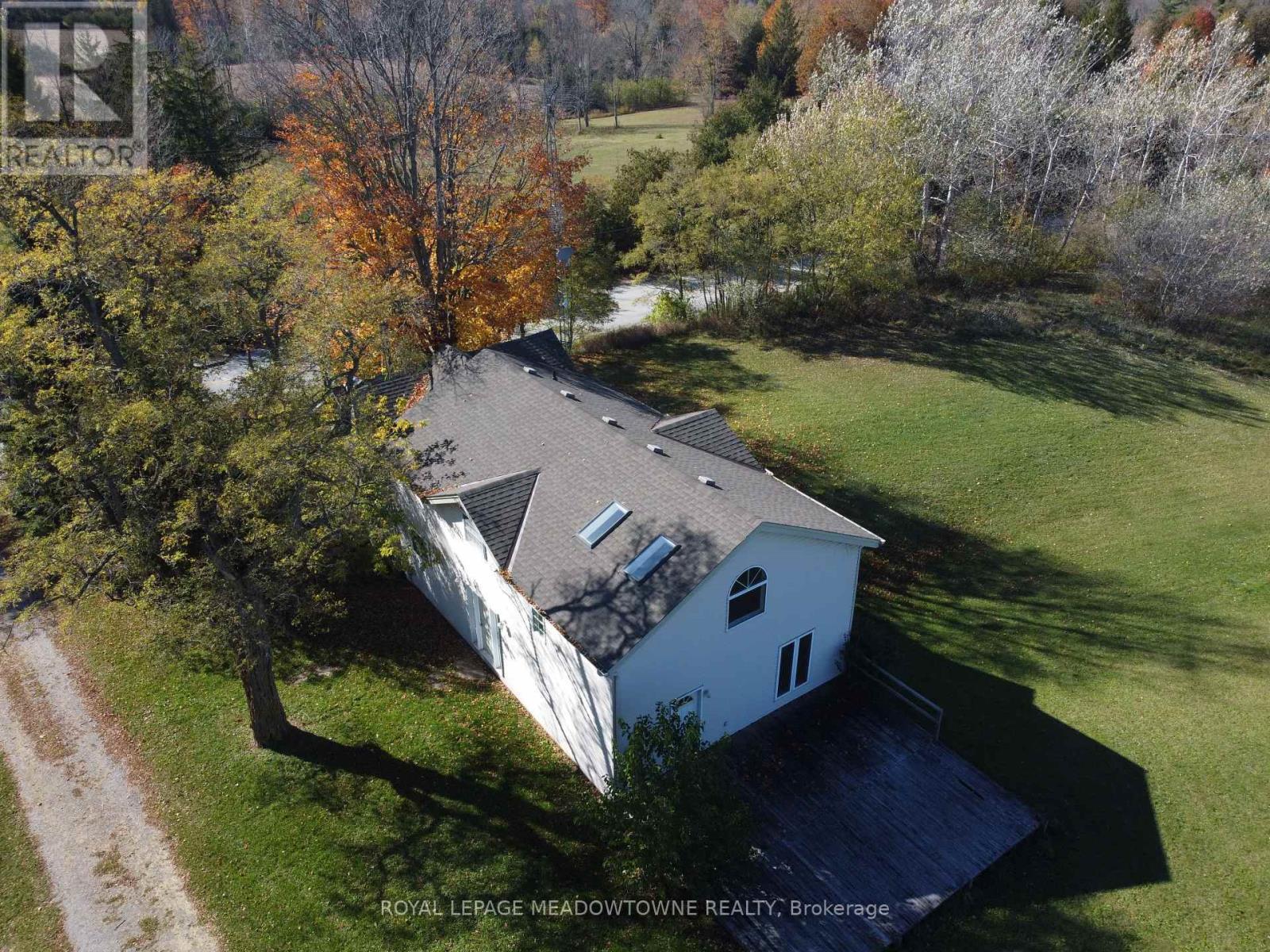 












13489 FOURTH LINE NASSAGAWEYA

,
Milton,




Ontario
N0B2K0

