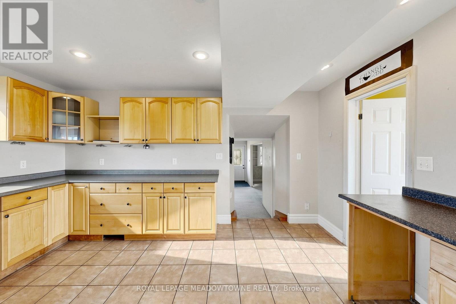 












13489 FOURTH LINE NASSAGAWEYA

,
Milton,




Ontario
N0B2K0


