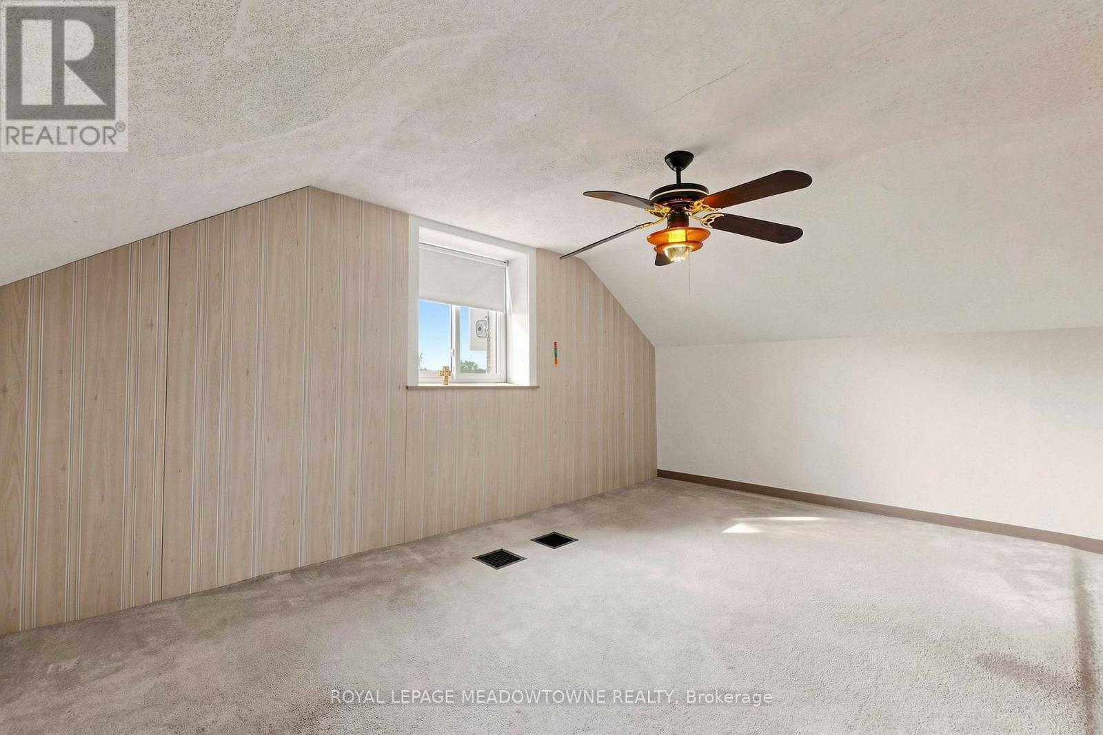 












13489 FOURTH LINE NASSAGAWEYA

,
Milton,




Ontario
N0B2K0

