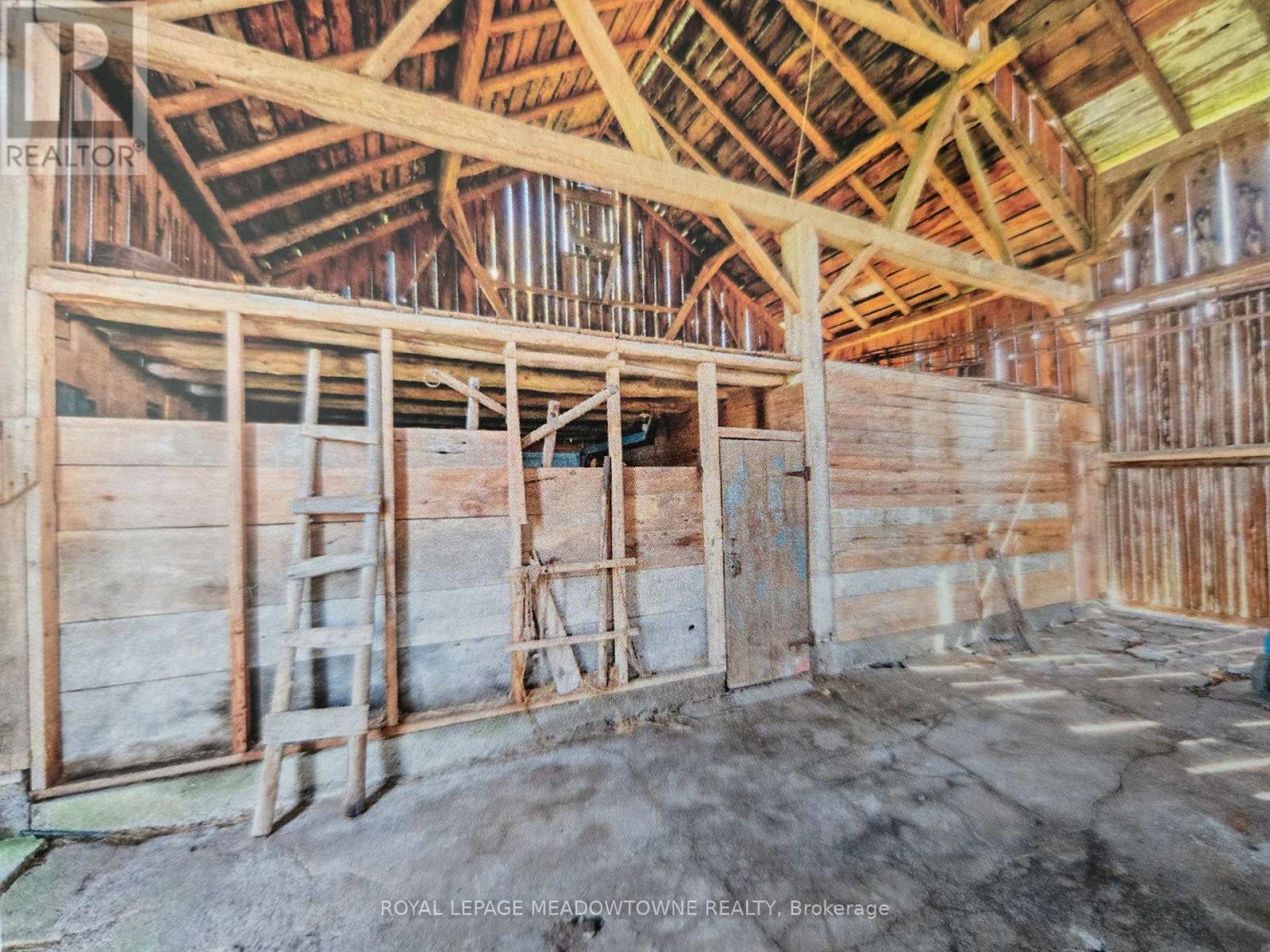 












13489 FOURTH LINE NASSAGAWEYA

,
Milton,




Ontario
N0B2K0

