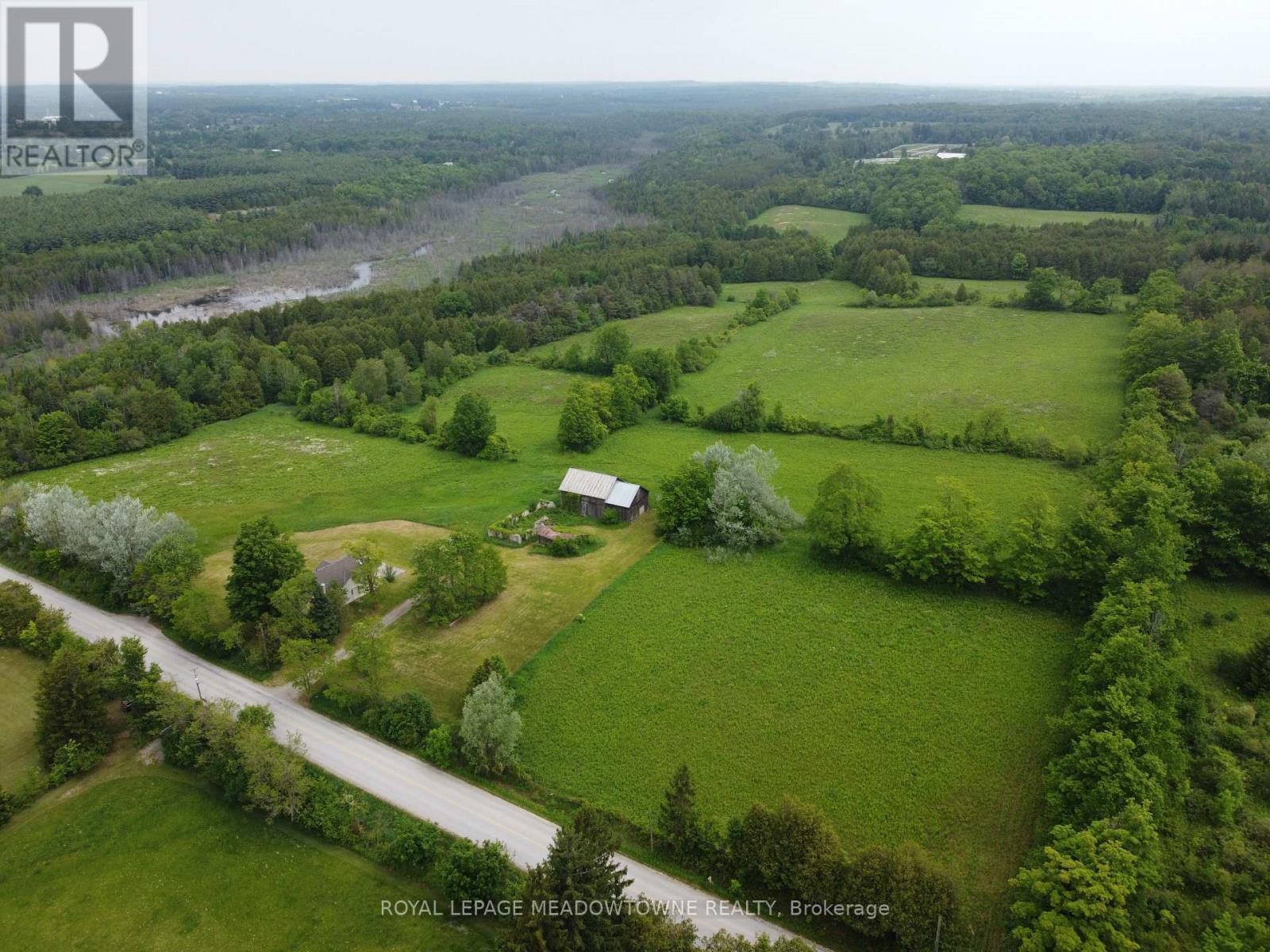 












13489 FOURTH LINE NASSAGAWEYA

,
Milton,




Ontario
N0B2K0

