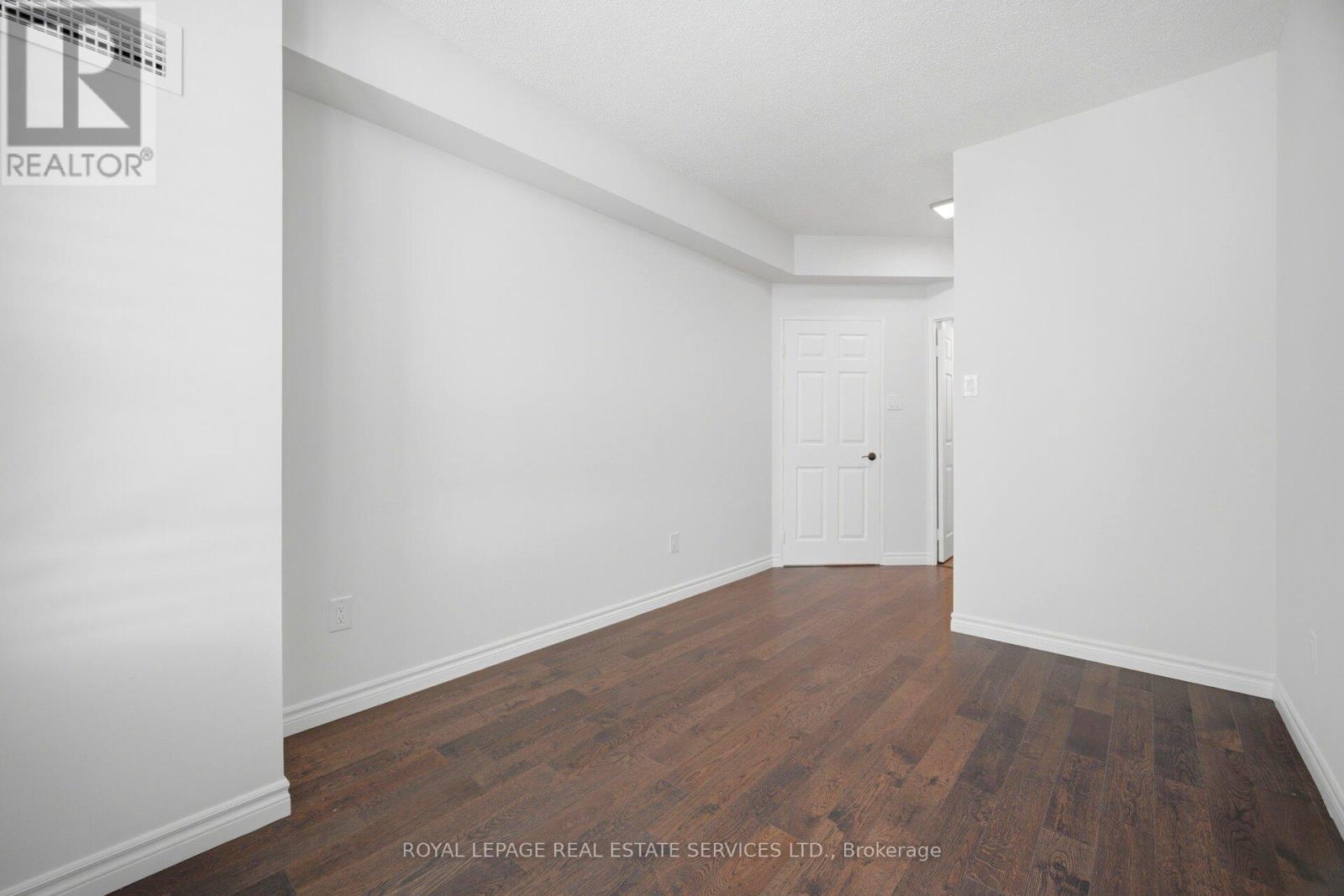 












1605 - 250 WEBB DRIVE

,
Mississauga,




Ontario
L5B3Z4

