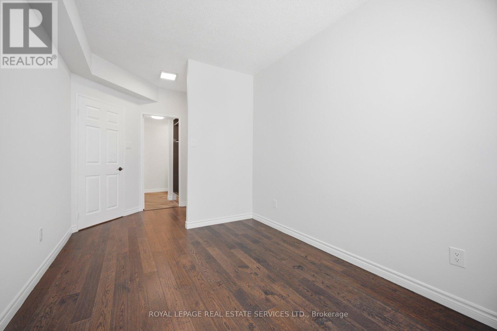 












1605 - 250 WEBB DRIVE

,
Mississauga,




Ontario
L5B3Z4

