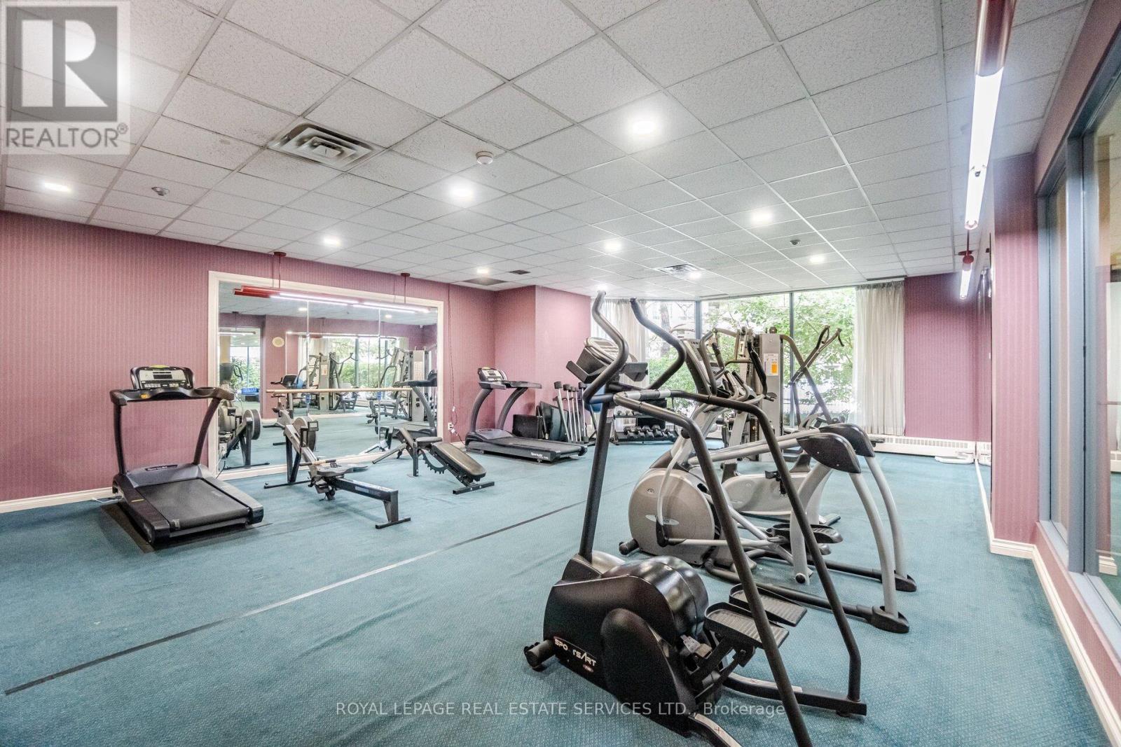 












1605 - 250 WEBB DRIVE

,
Mississauga,




Ontario
L5B3Z4

