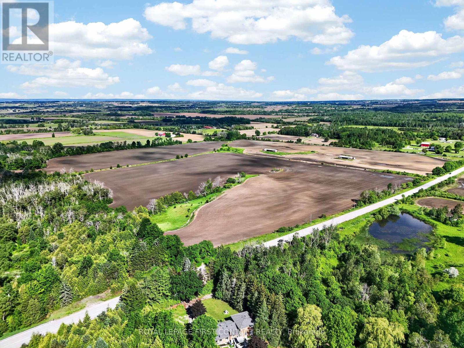 












4268 SIDEROAD 5 LINE S

,
Bradford West Gwillimbury,







Ontario
L0L1L0

