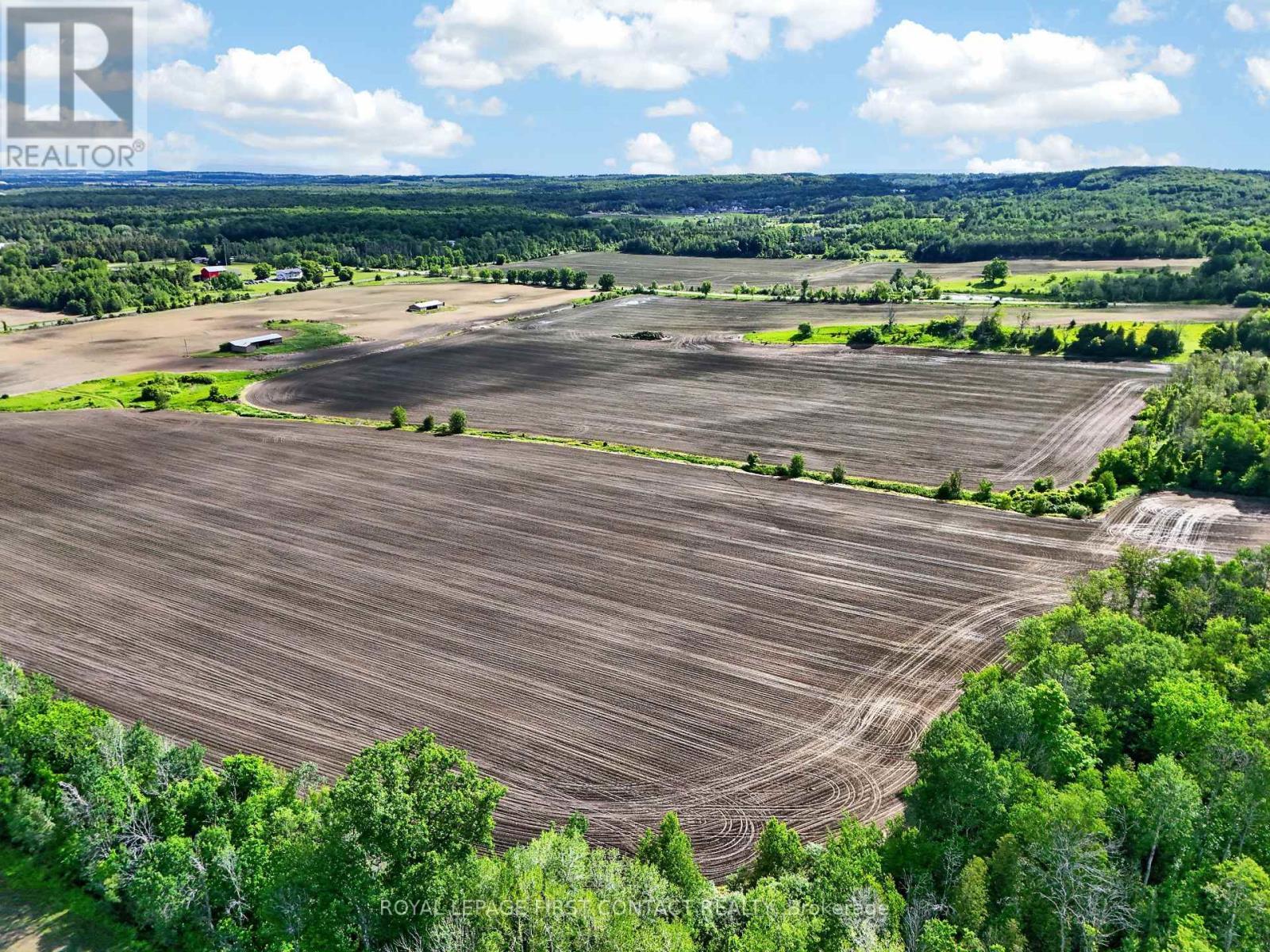 












4268 SIDEROAD 5 LINE S

,
Bradford West Gwillimbury,







Ontario
L0L1L0

