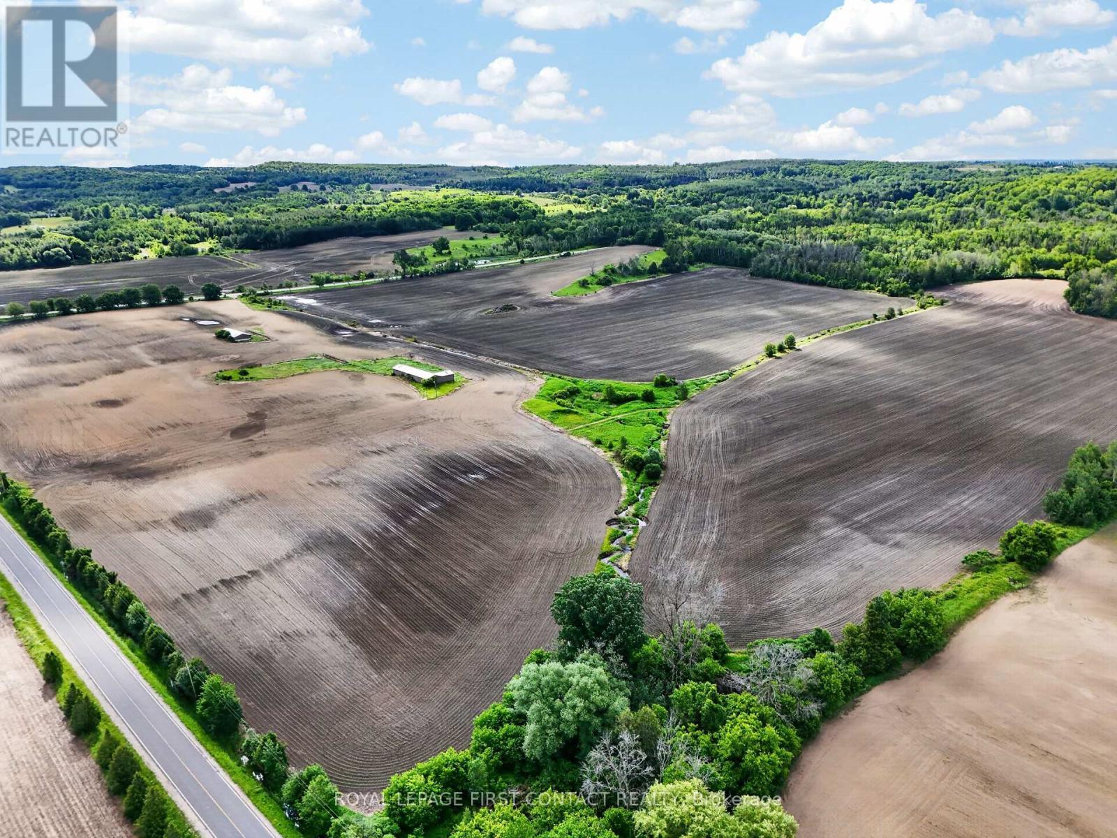 












4268 SIDEROAD 5 LINE S

,
Bradford West Gwillimbury,







Ontario
L0L1L0

