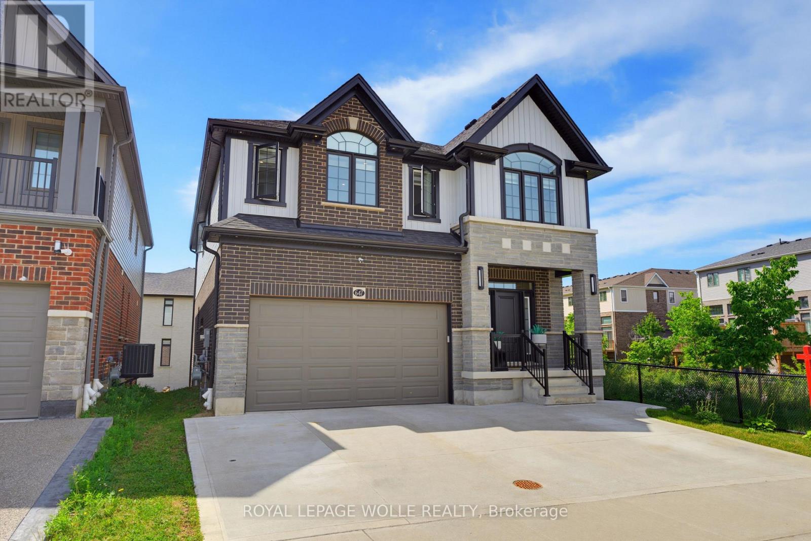 












647 BLAIR CREEK DRIVE

,
Kitchener,




Ontario
N2P0E7

