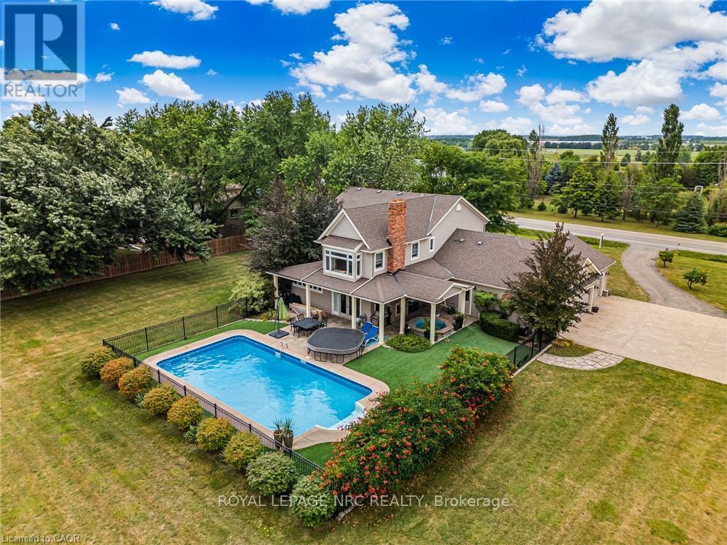 












915 QUEENSTON ROAD S

,
Niagara-on-the-Lake (St. Davids),




Ontario
L0S1J0

