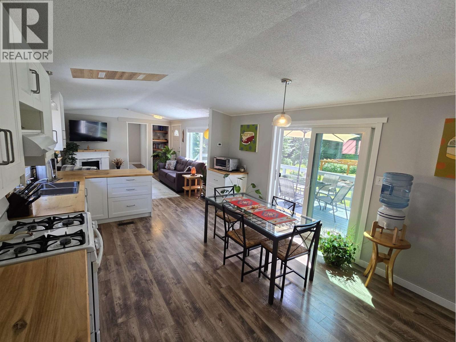 












2490 KRESTON STREET

,
Terrace,




British Columbia
V8G0G2

