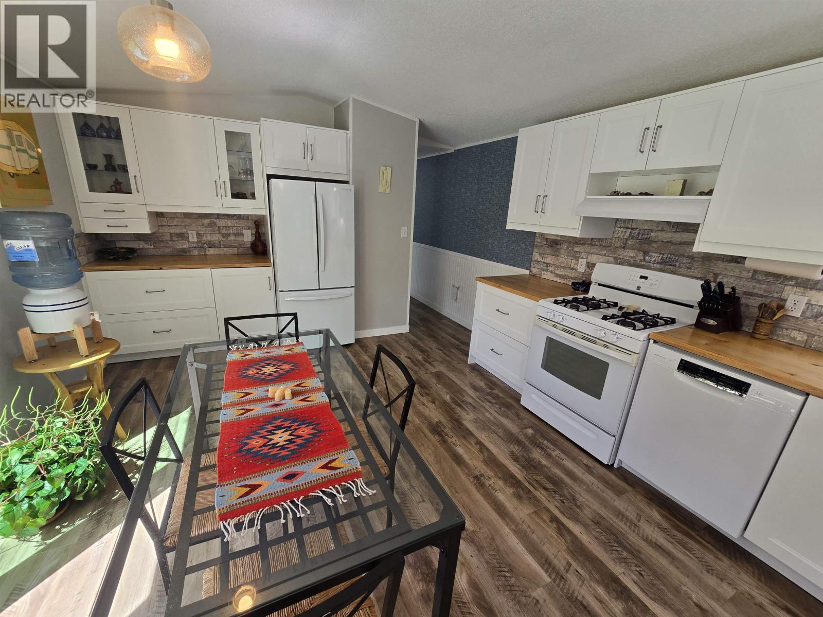 












2490 KRESTON STREET

,
Terrace,




British Columbia
V8G0G2

