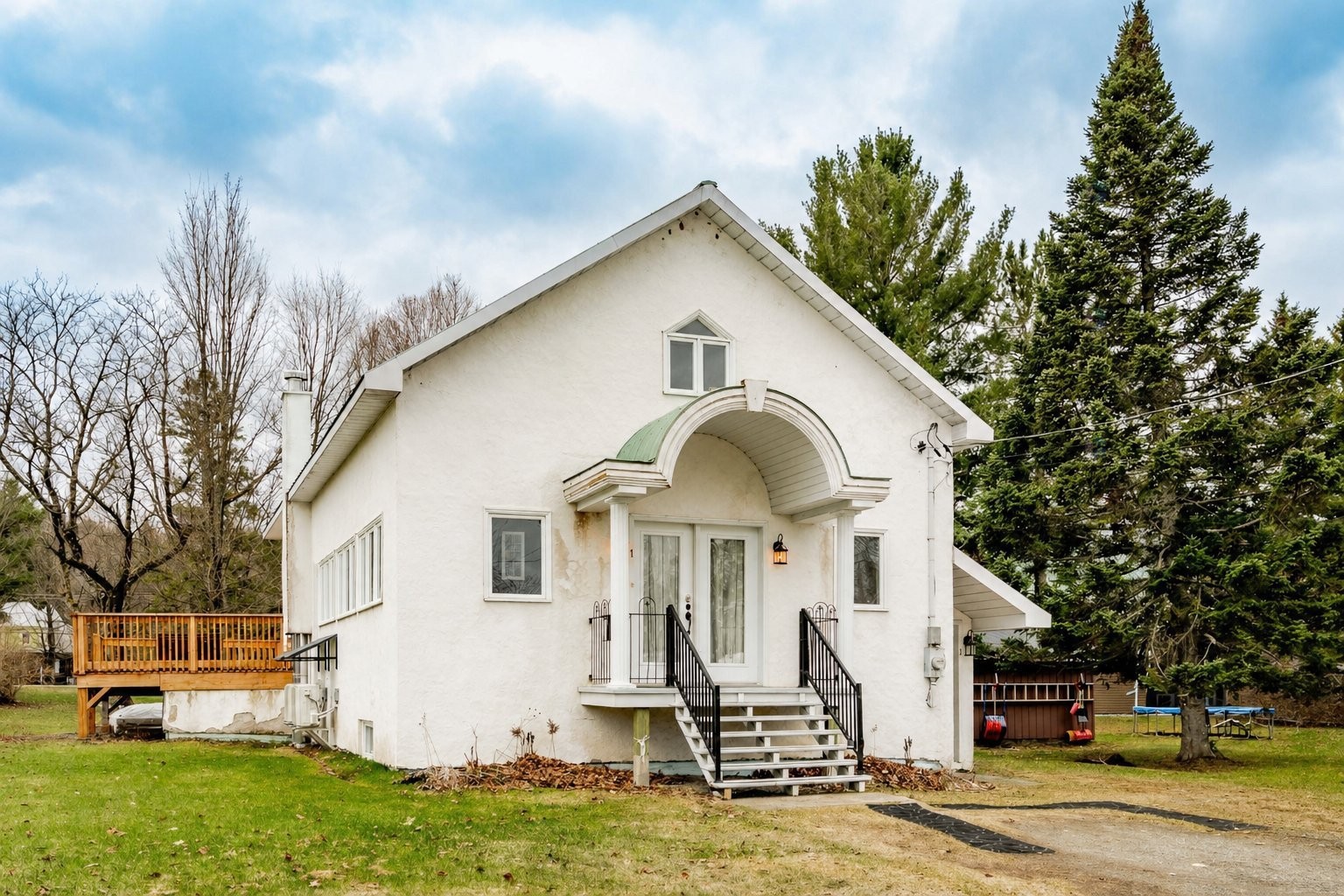 









1


Rue Grey

,
Bury,




QC
J0B1J0

