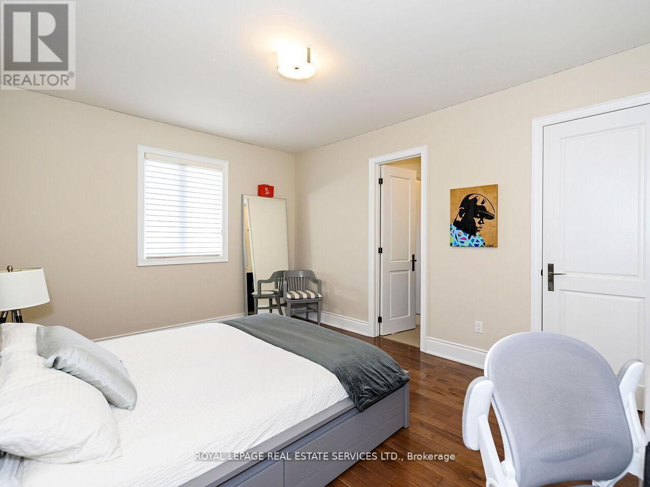 












24 JOPLING AVENUE N

,
Toronto,




Ontario
M9B4E7

